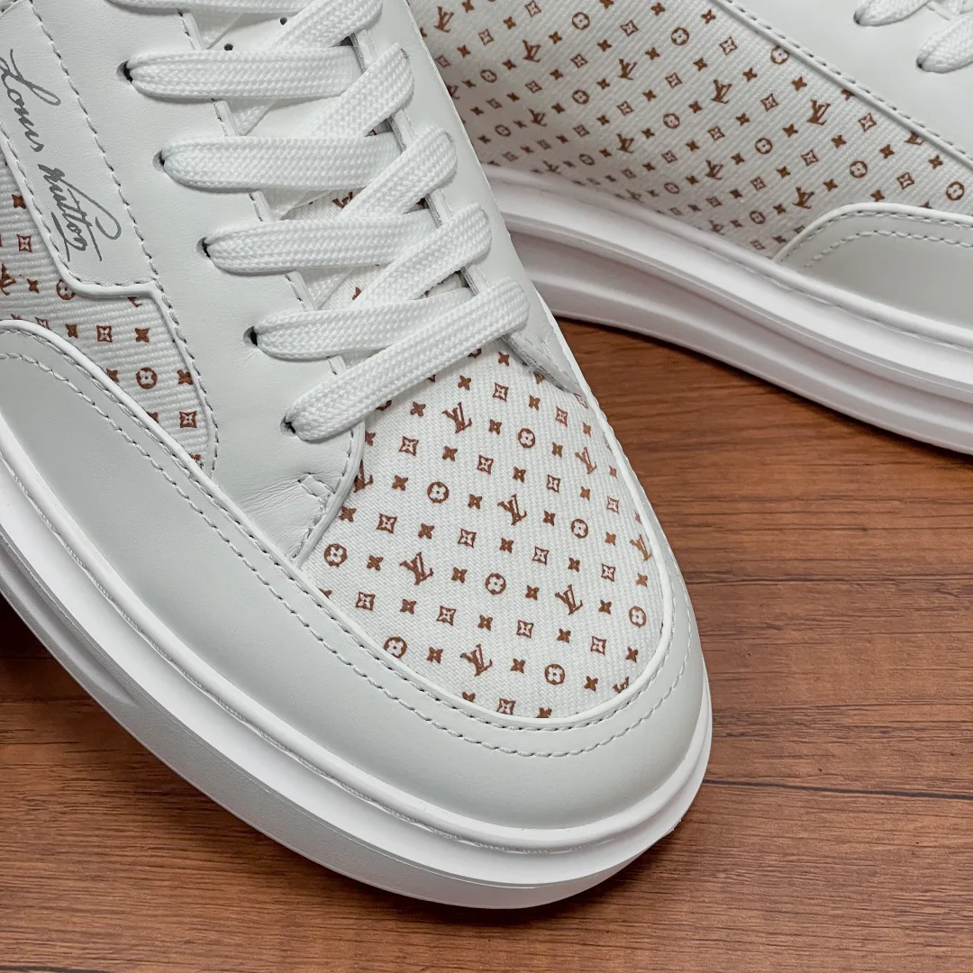 Men's Sneakers LOUIS VUITTON 18000612