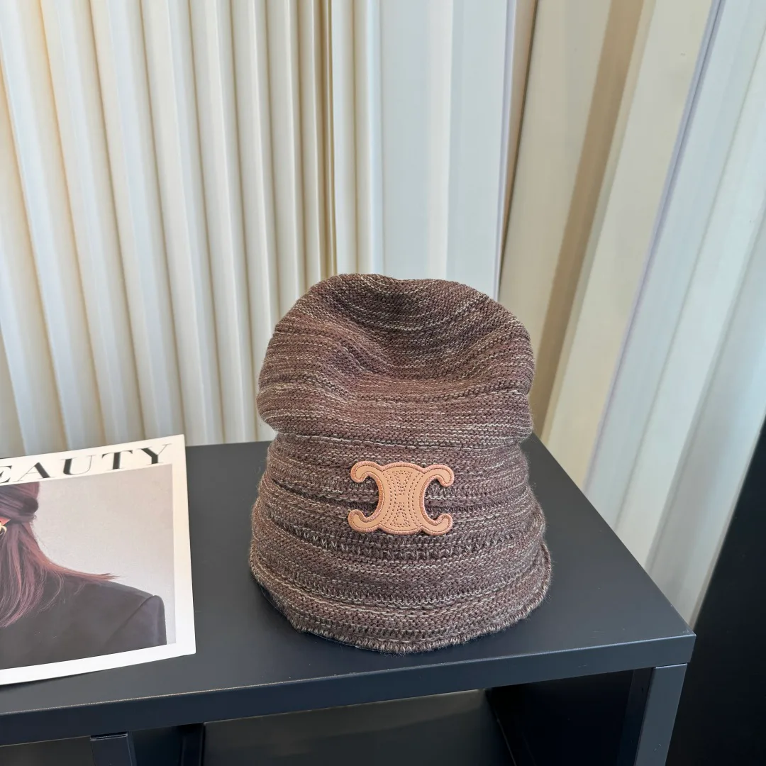 Hats CELINE 18198455