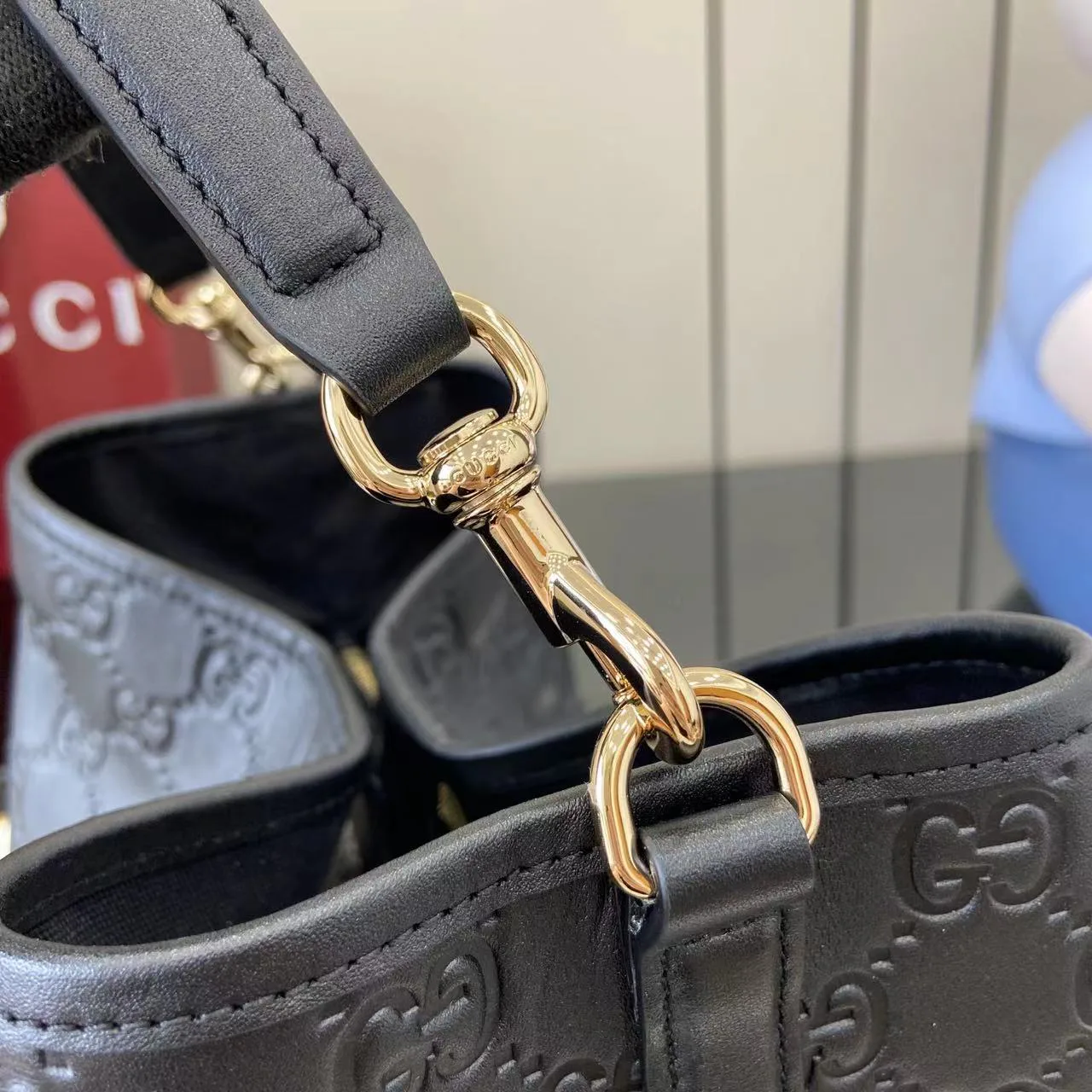 Women's Classic Handbags GUCCI 18404549