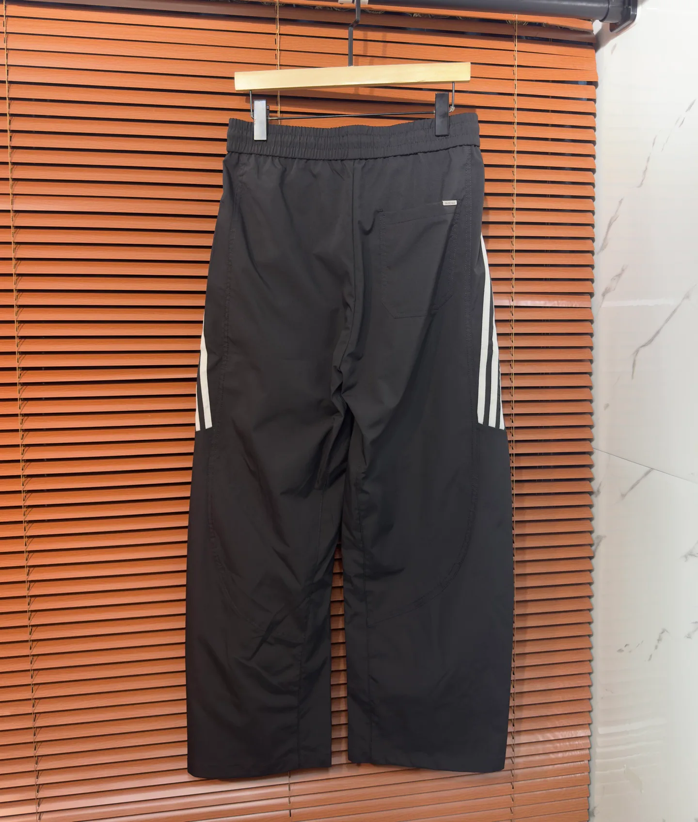 Men's Trousers BALENCIAGA 18098316
