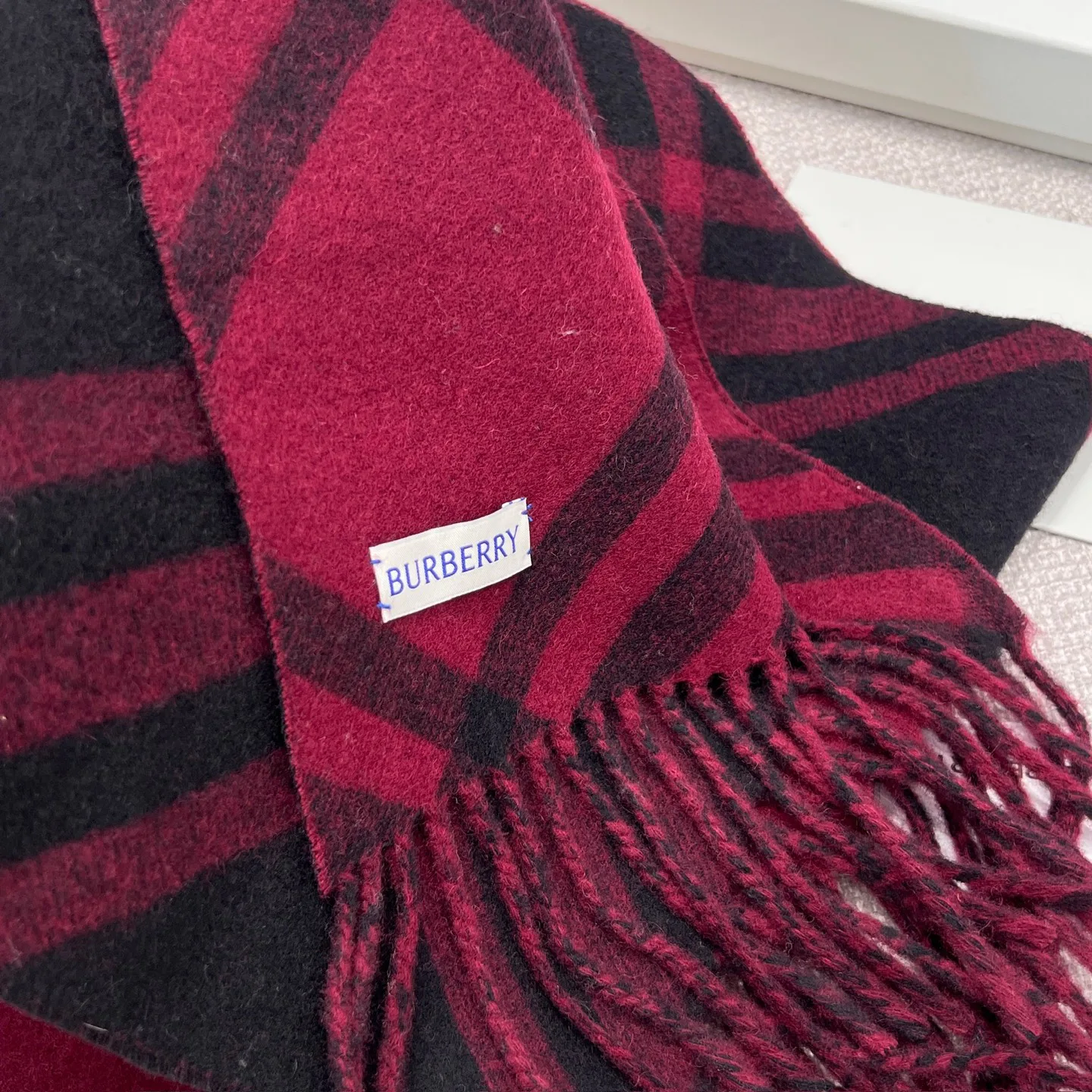 Scarves BURBERRY 17945523