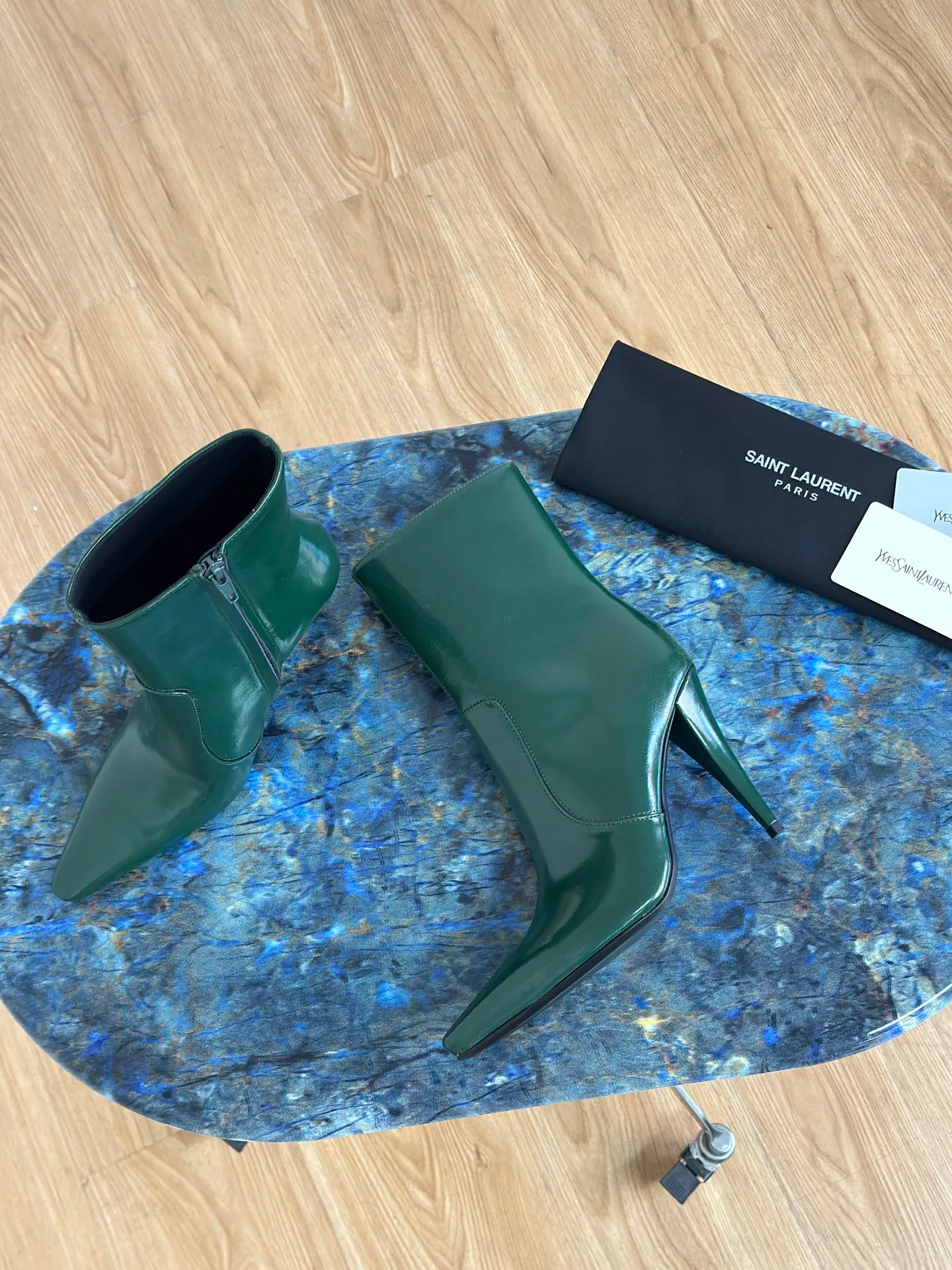 Women's Booties SAINT LAURENT 17918131