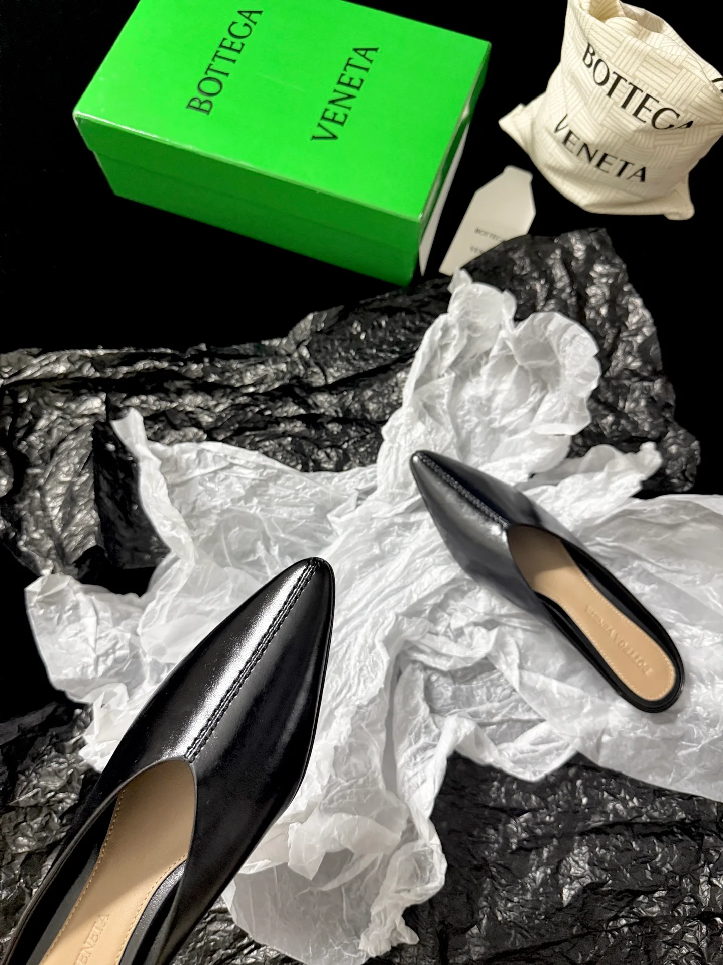 Women's Mules And Clogs BOTTEGA VENETA 17647661