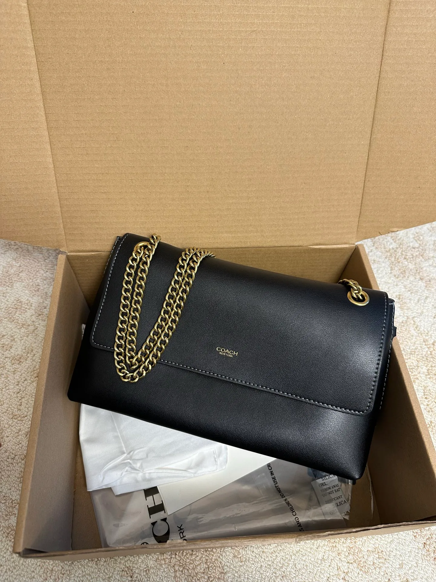 Women's Classic Handbags COACH 17824694