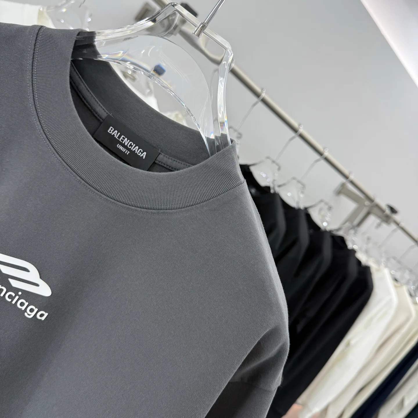 Men's T-Shirts BALENCIAGA 18408260