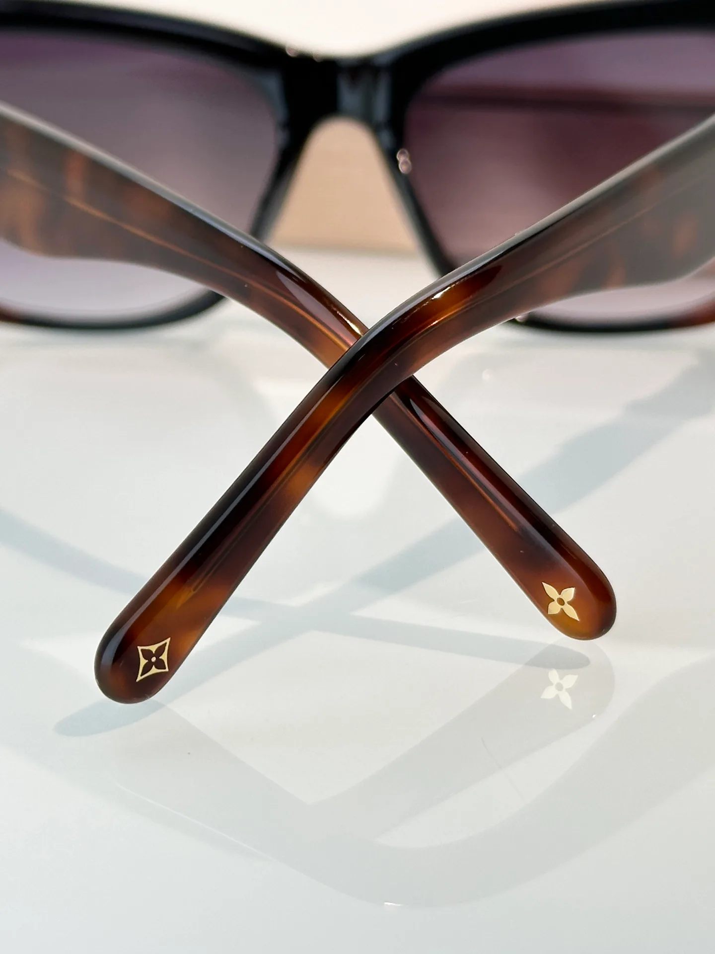 Glasses LOUIS VUITTON 18095234