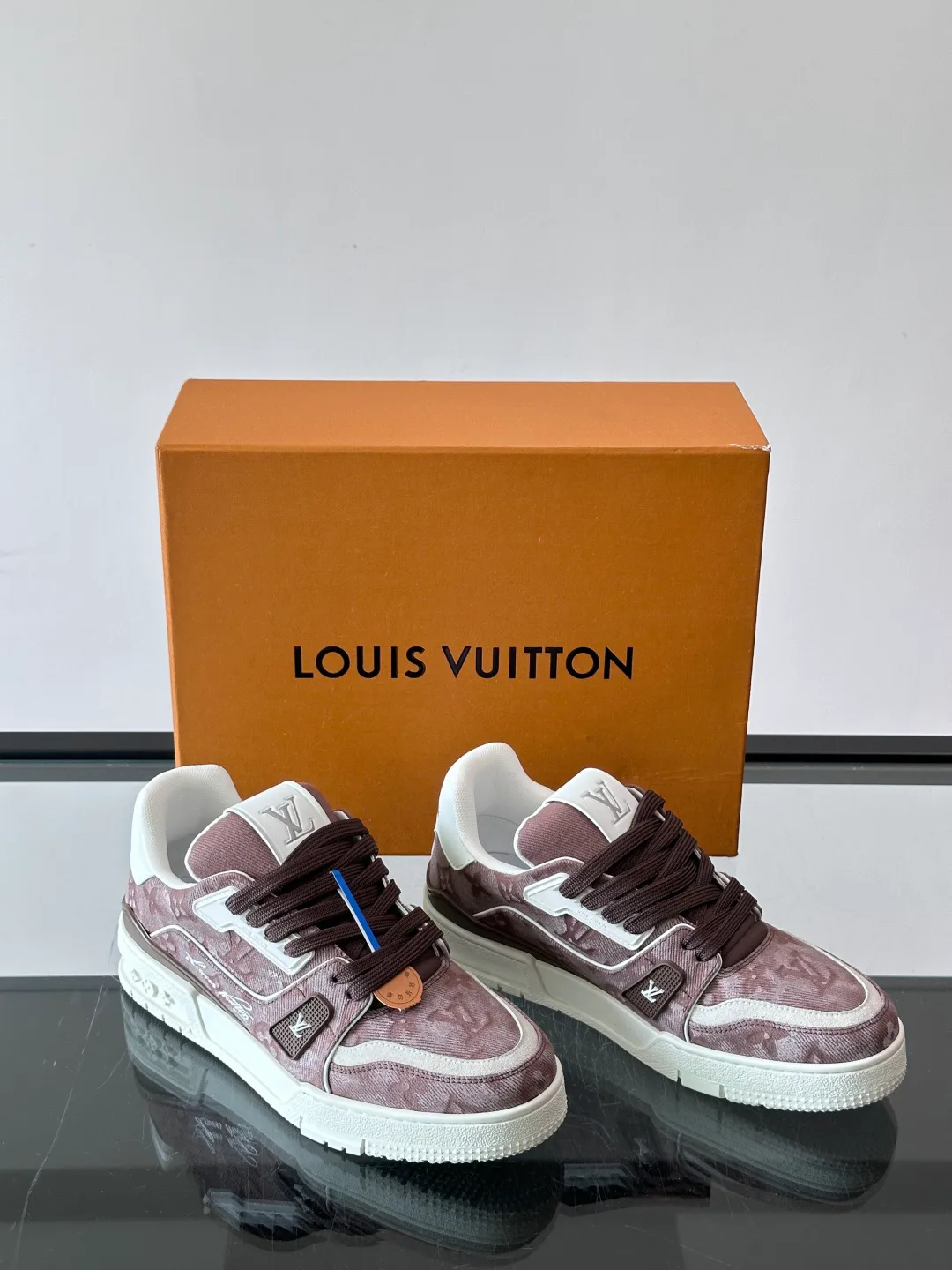 Men's Sneakers LOUIS VUITTON 17638792