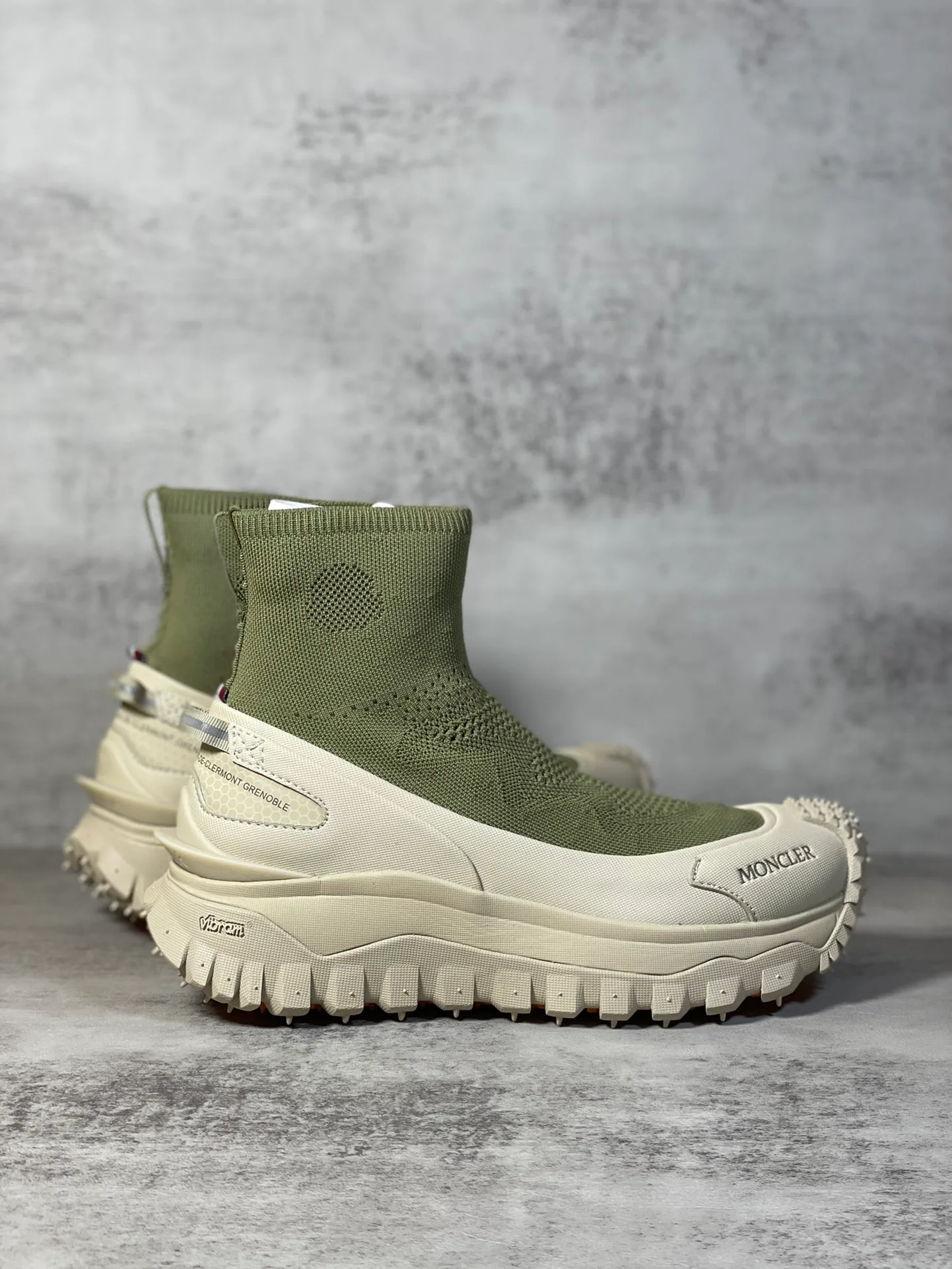 Women's Sneakers MONCLER 18333208