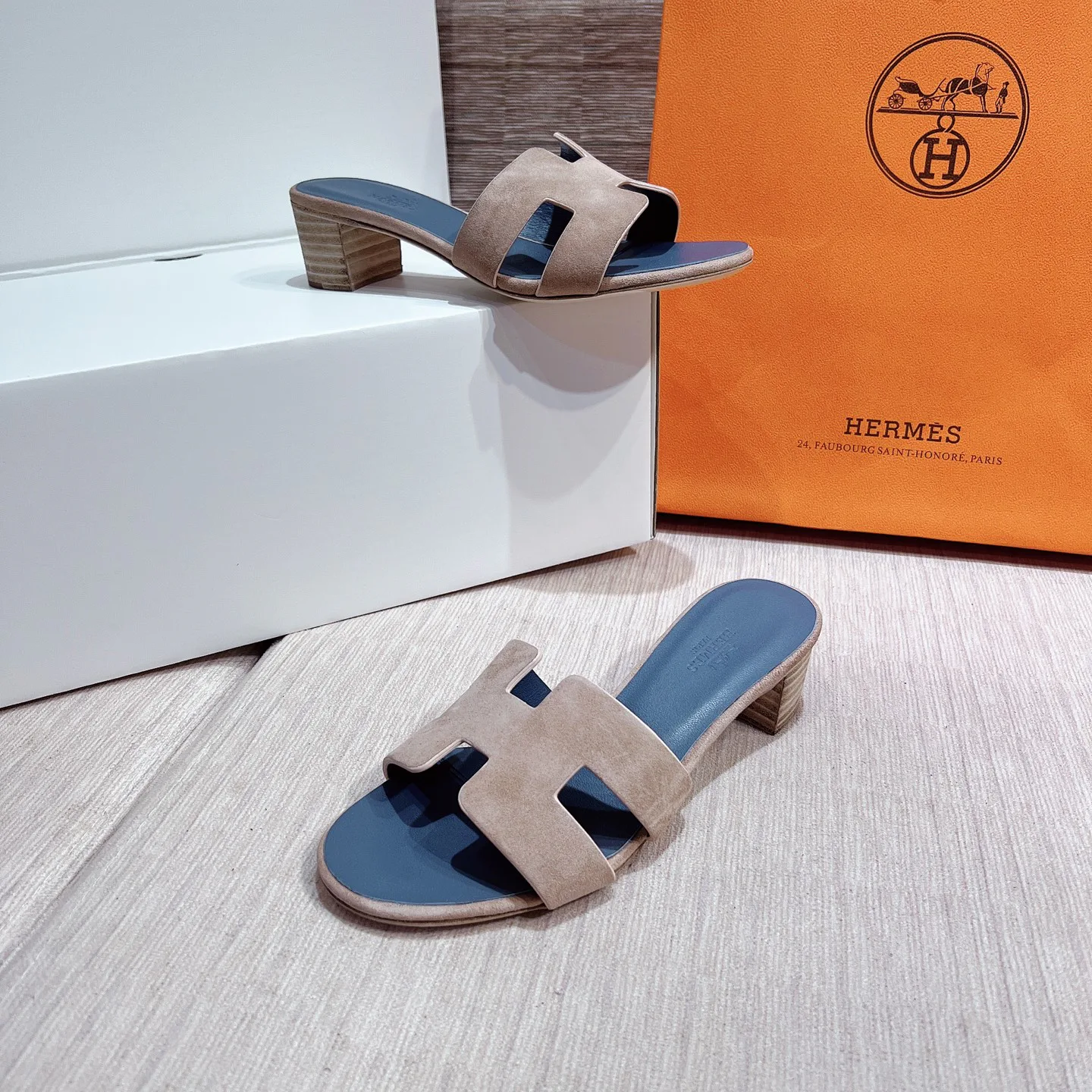 Women's Open-Toe Sandals HERMES 17749534