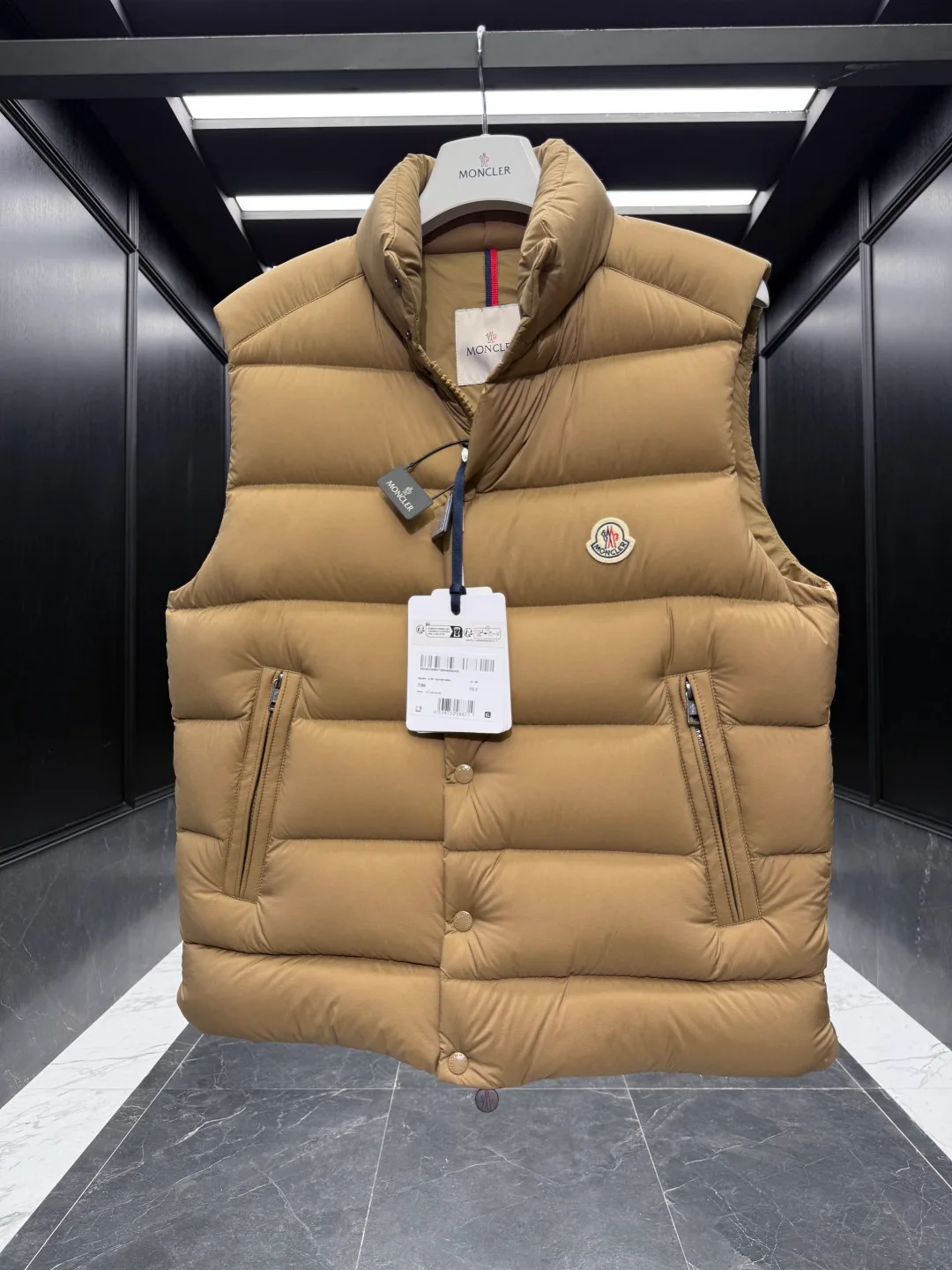 Men's Vests MONCLER 18492256