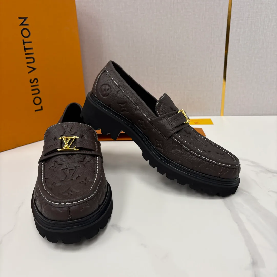 Men's Loafers And Dress Shoes LOUIS VUITTON 17715952