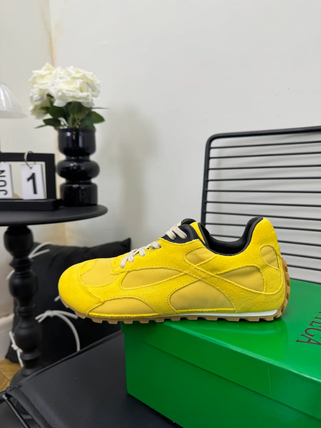 Women's Sneakers BOTTEGA VENETA 18367003