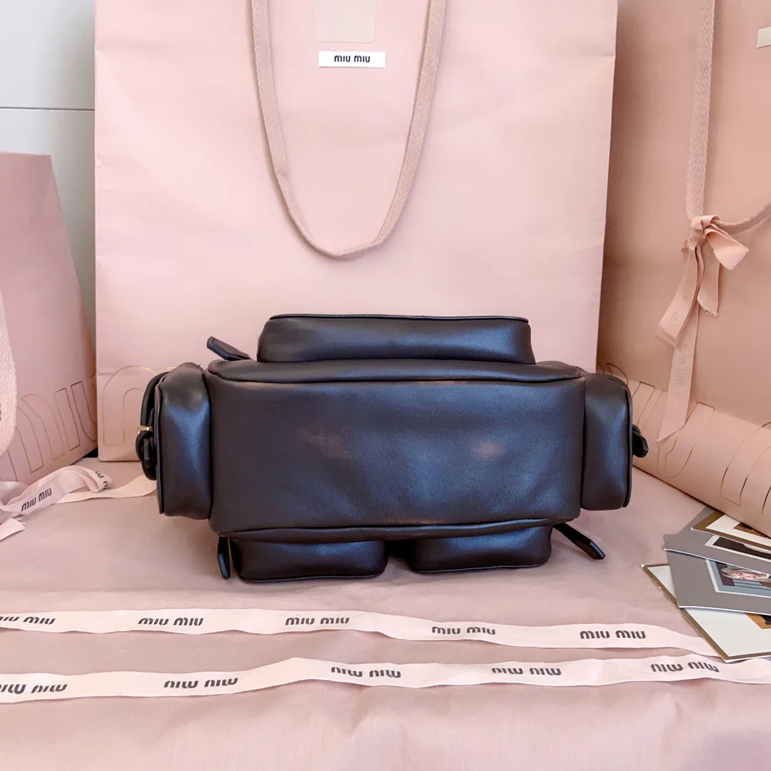 Классические Сумки Женские Miu Miu 18602486
