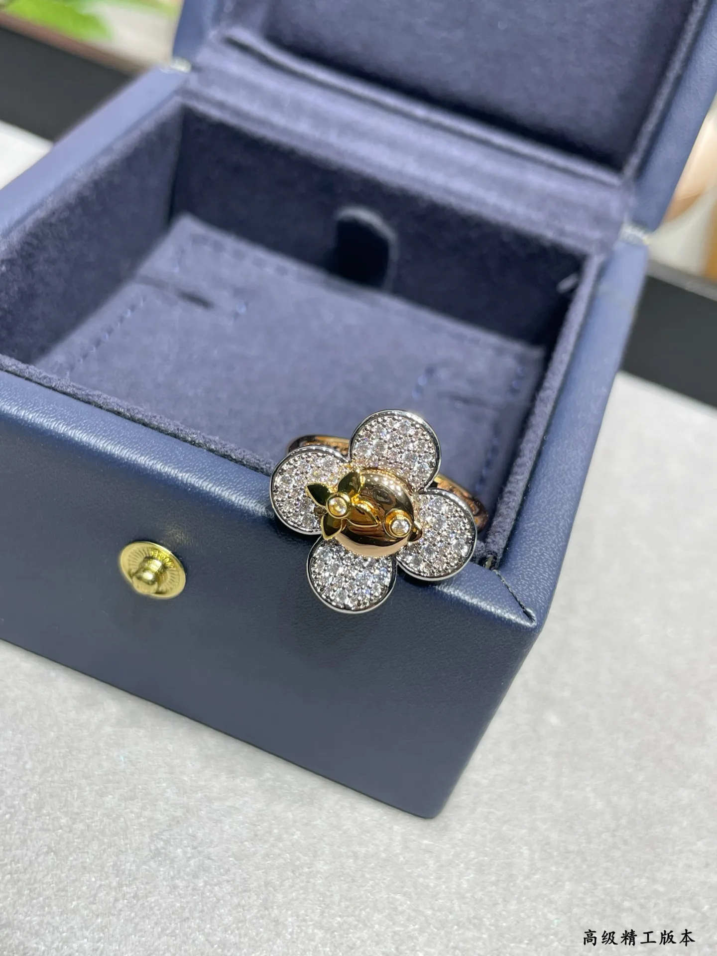 Jewelry LOUIS VUITTON 18059143