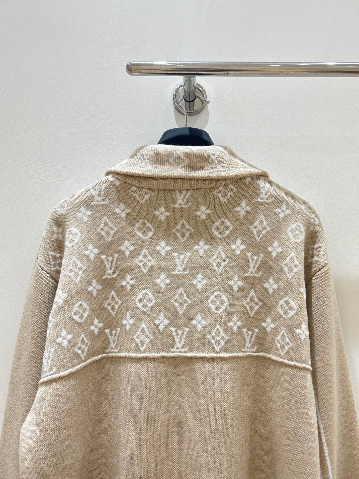 Women's Jumpers And Sweaters LOUIS VUITTON 18097439