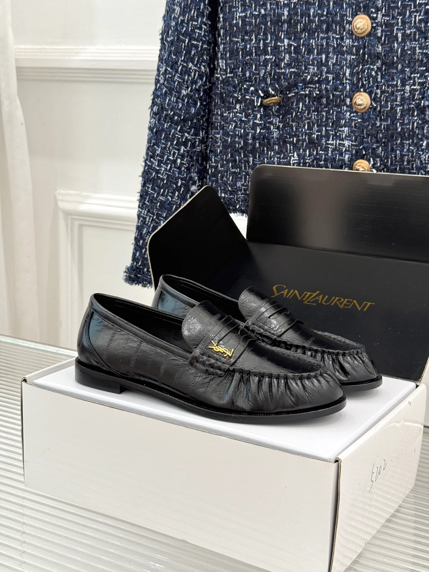 Women's Loafers And Moccasins SAINT LAURENT 17514978