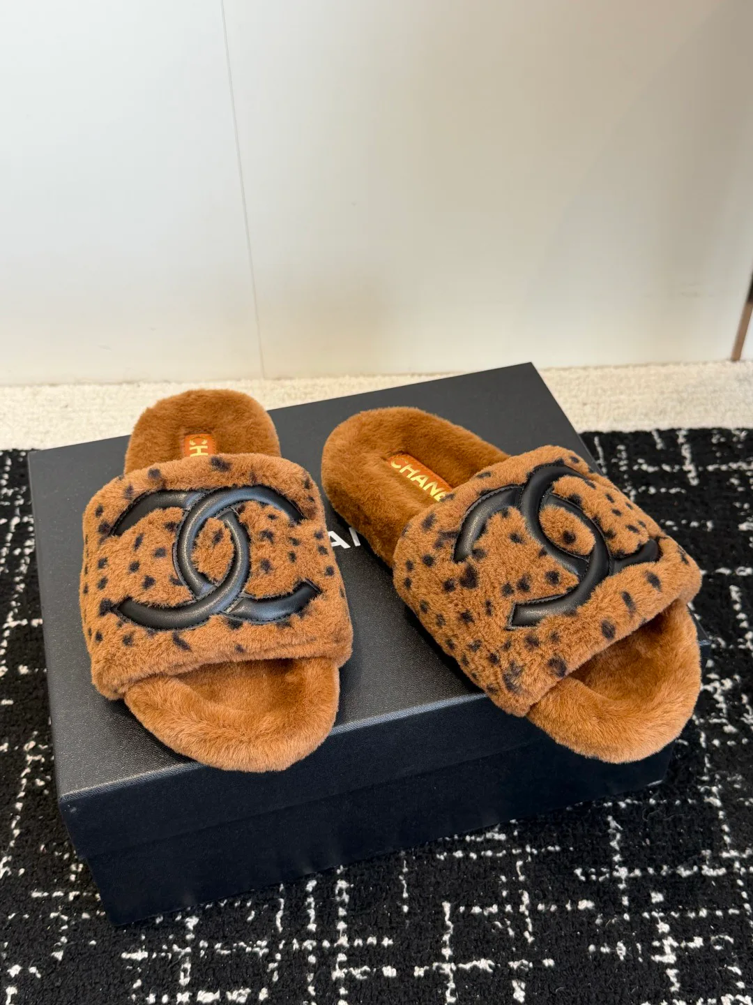 Women's Slippers CHANEL 18053853