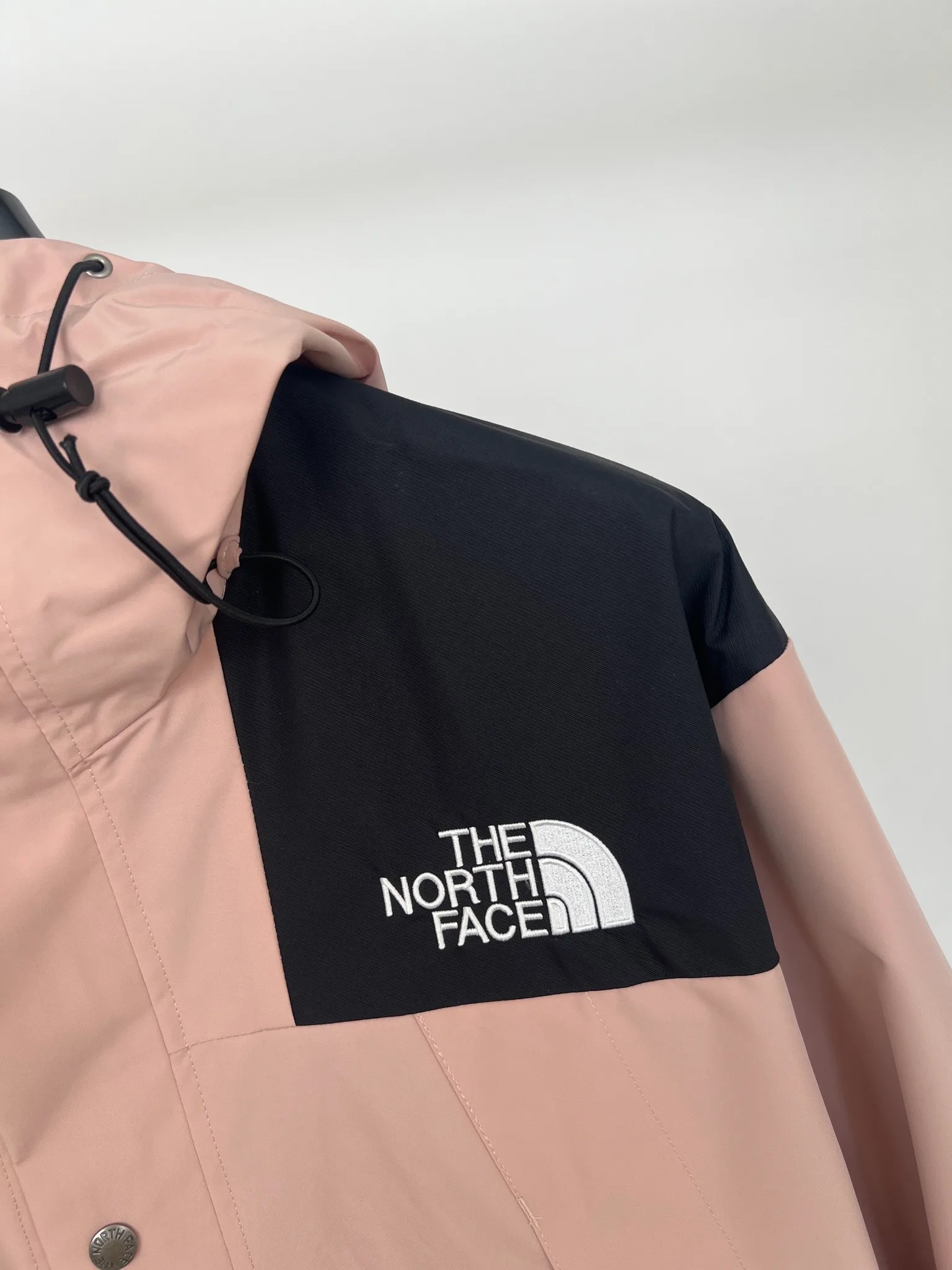 Women's Jackets And Down Jackets THE NORTH FACE 18416098