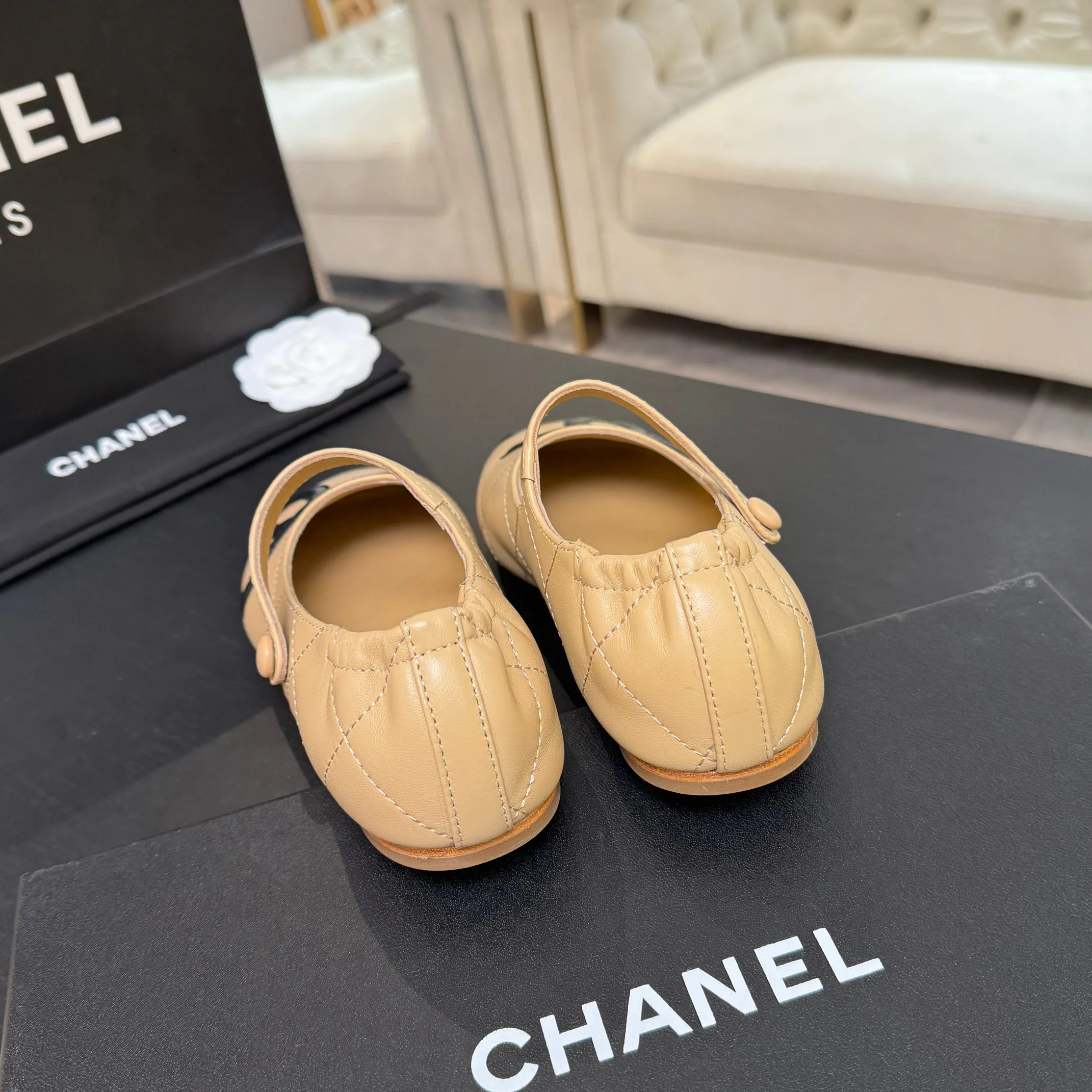 Women's Ballet Flats CHANEL 17946241