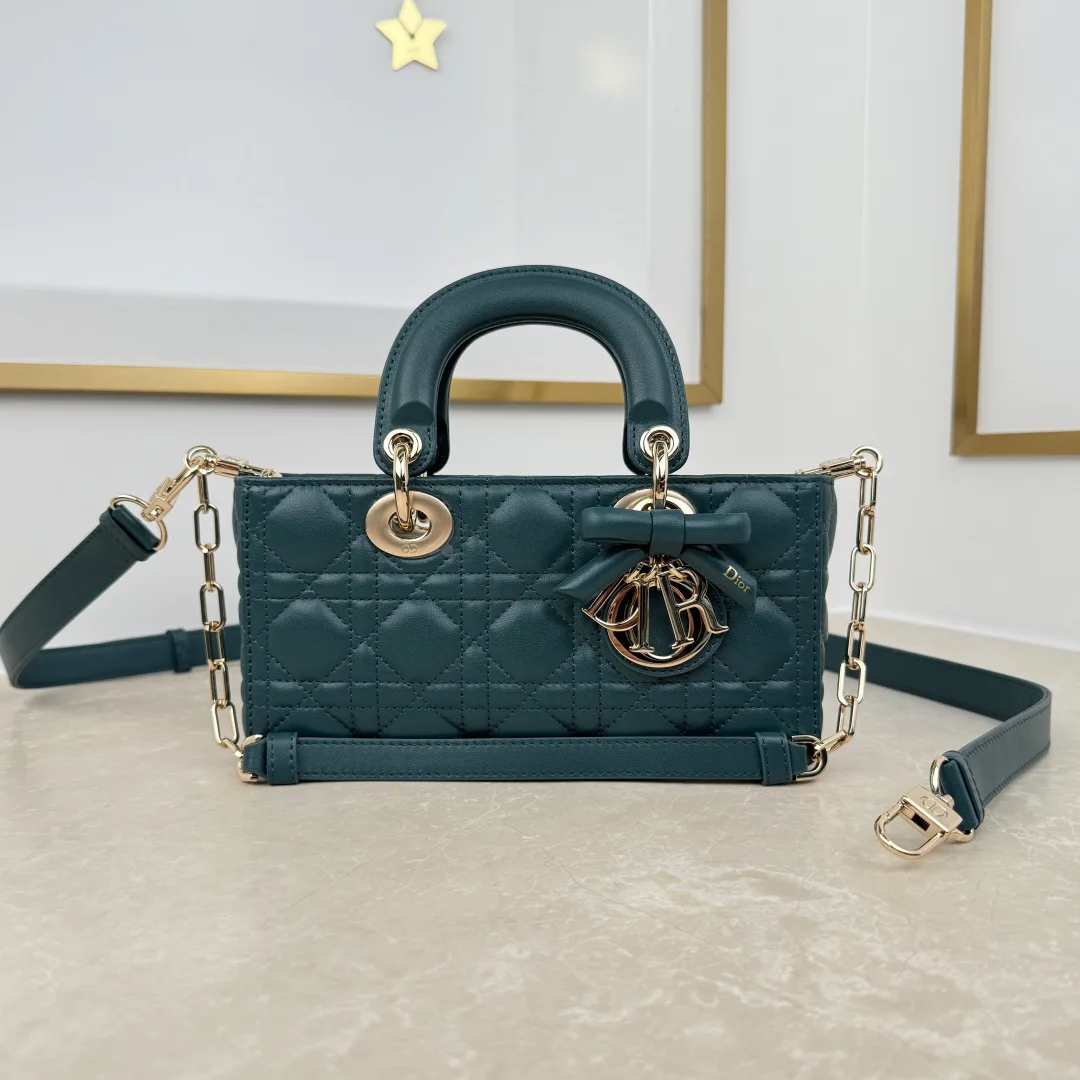 Women's Classic Handbags CHRISTIAN DIOR 18242048