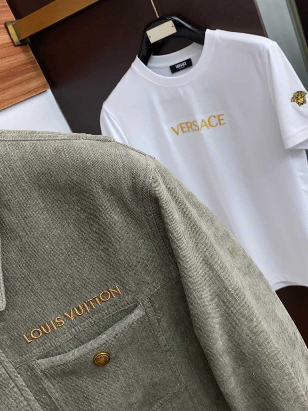 Men's Jackets And Down Jackets LOUIS VUITTON 18178634