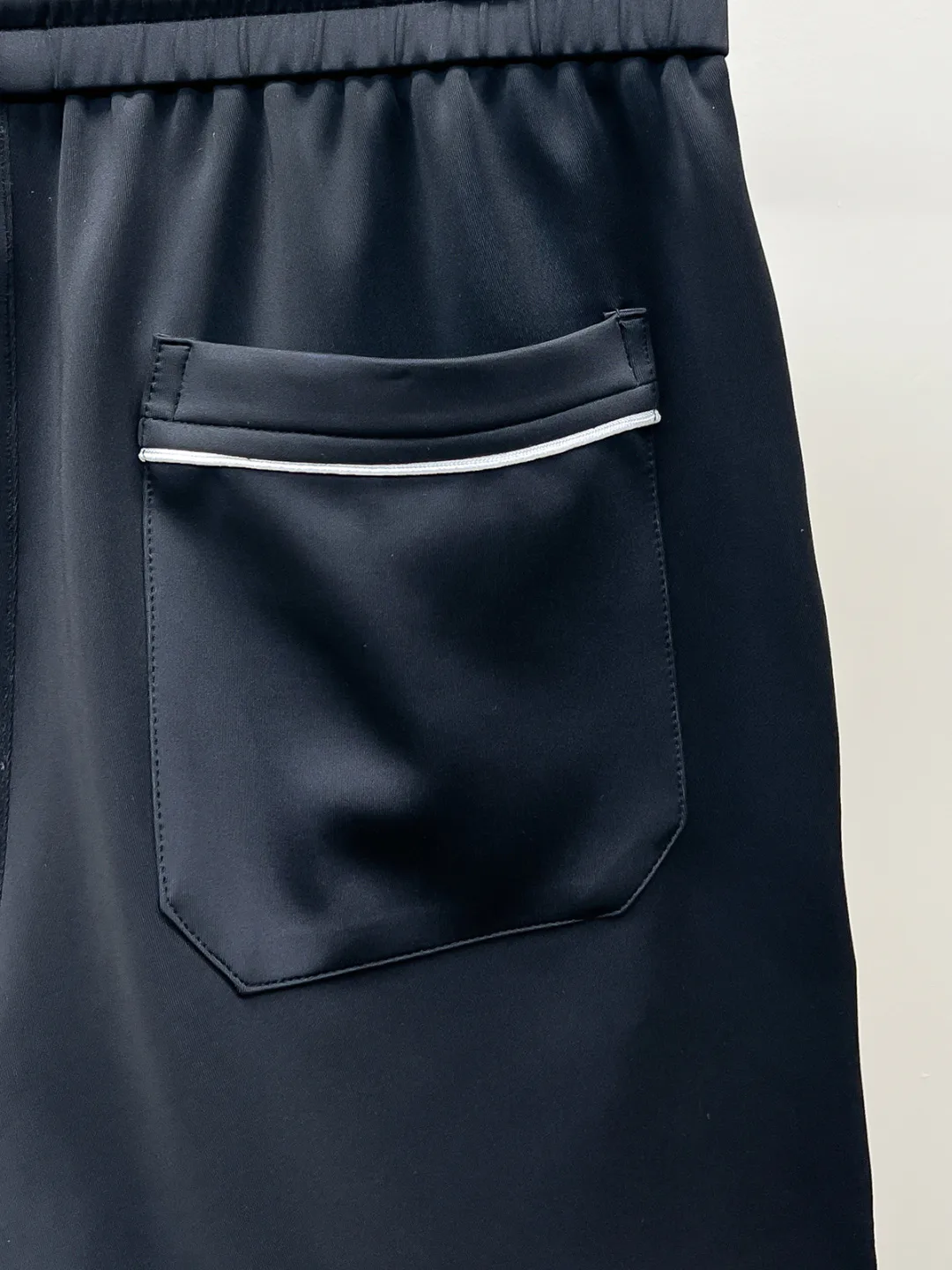Men's Trousers LOUIS VUITTON 18499212