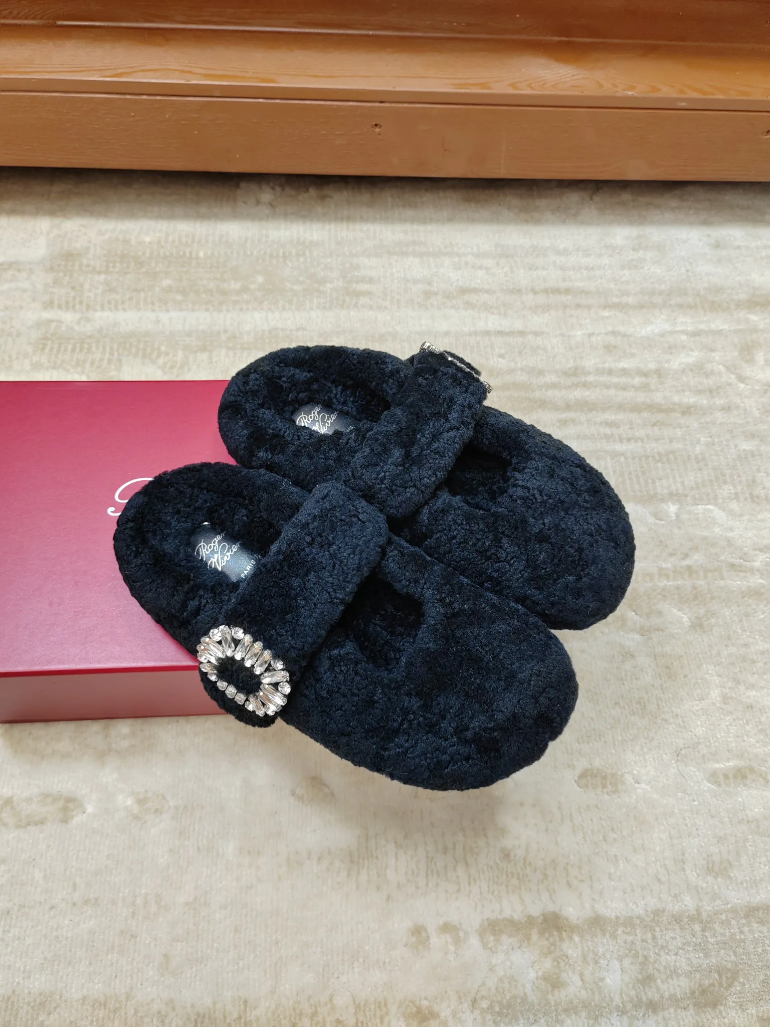 Women's Slippers ROGER VIVIER 17852284