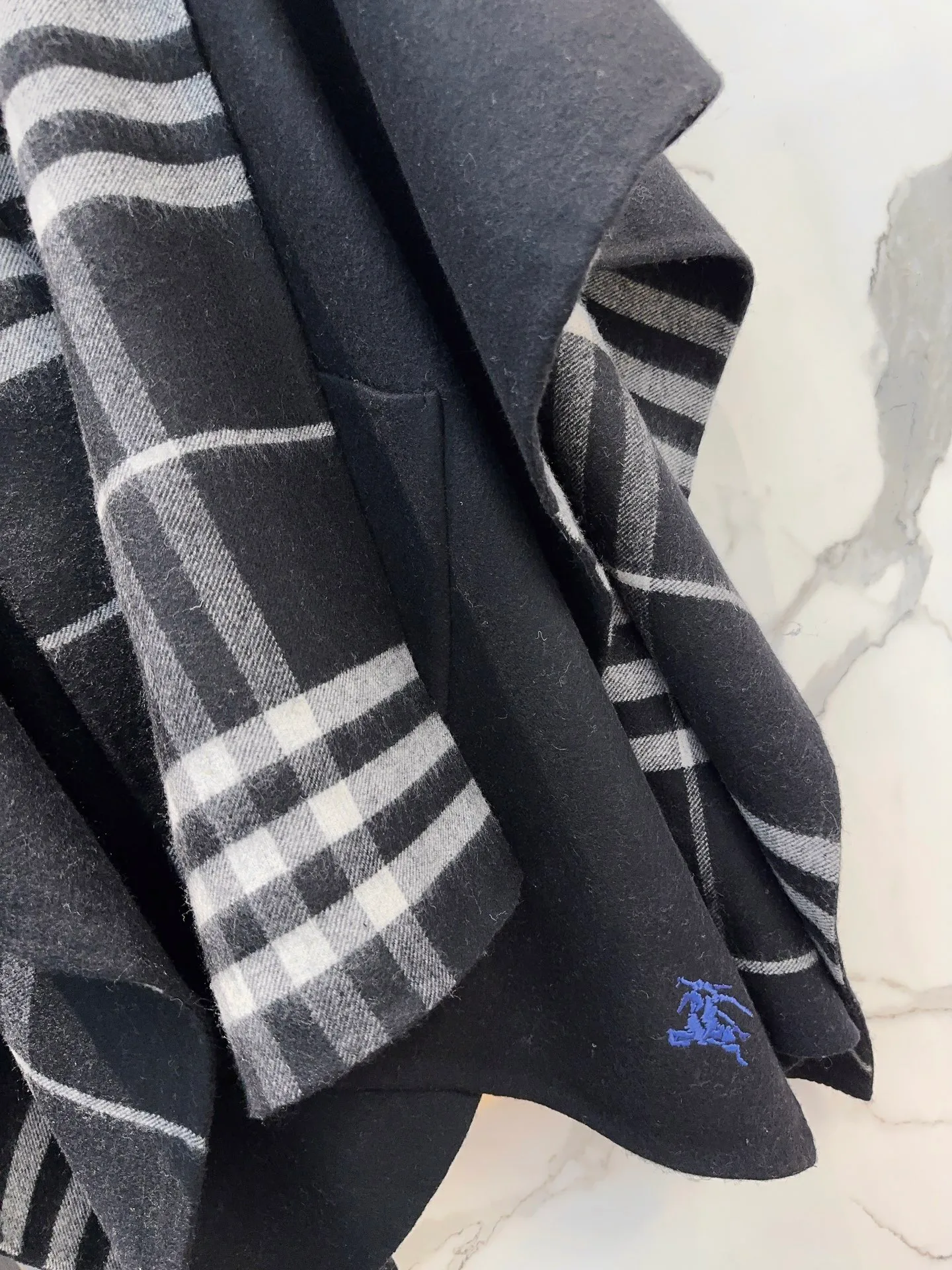 Women's Coats BURBERRY 18105483