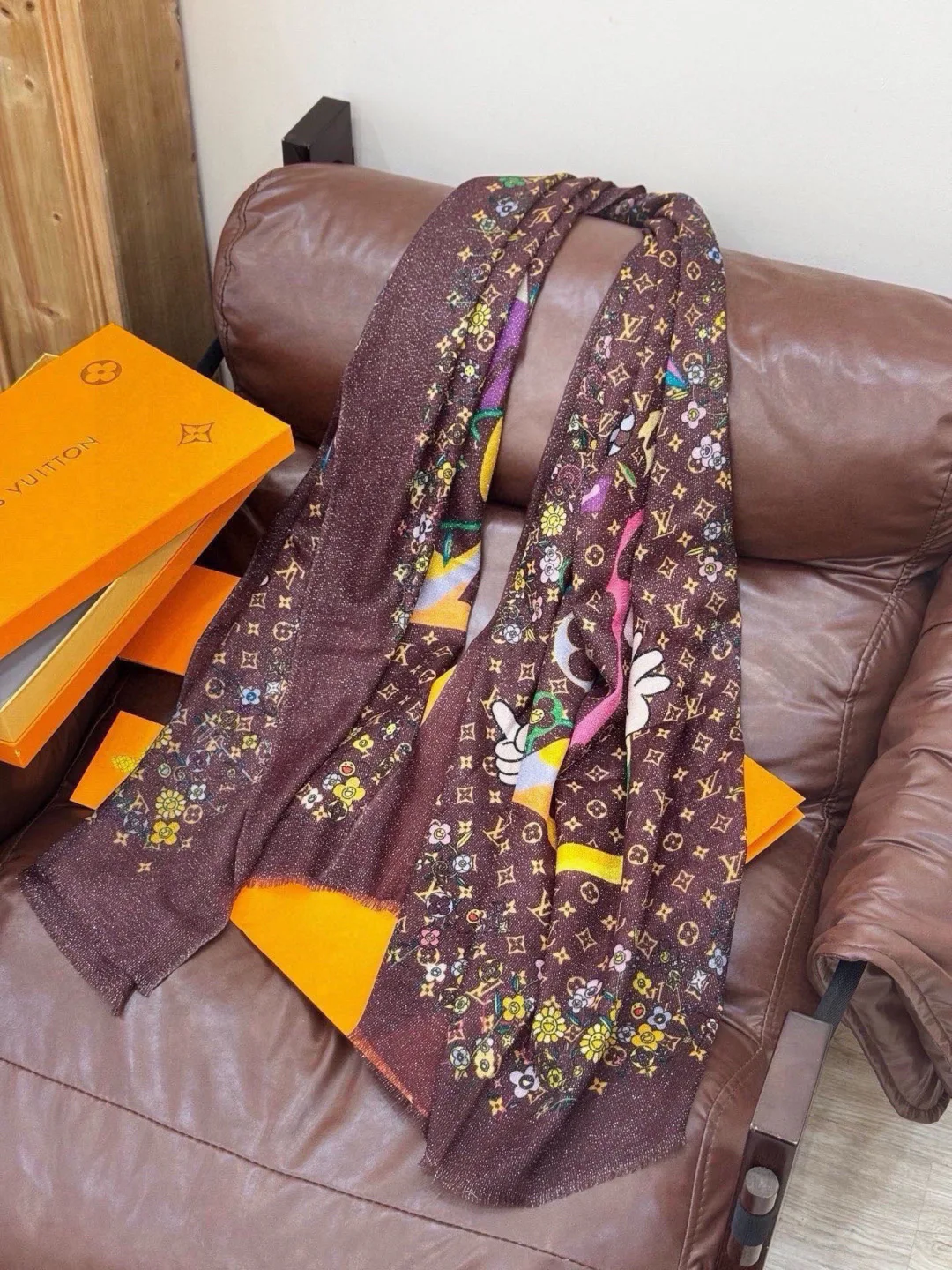 Scarves LOUIS VUITTON 18322186
