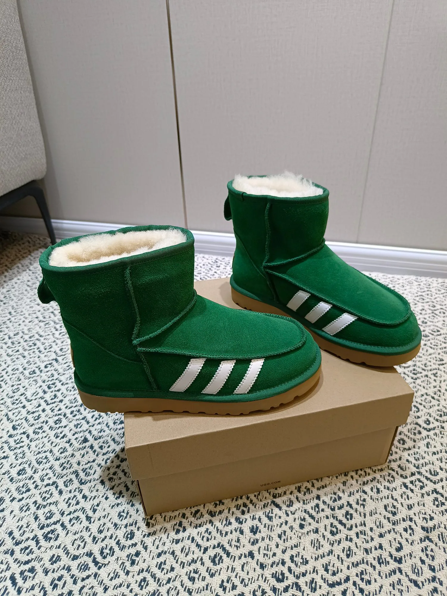 Women's Ugg Boots UGG 17997446