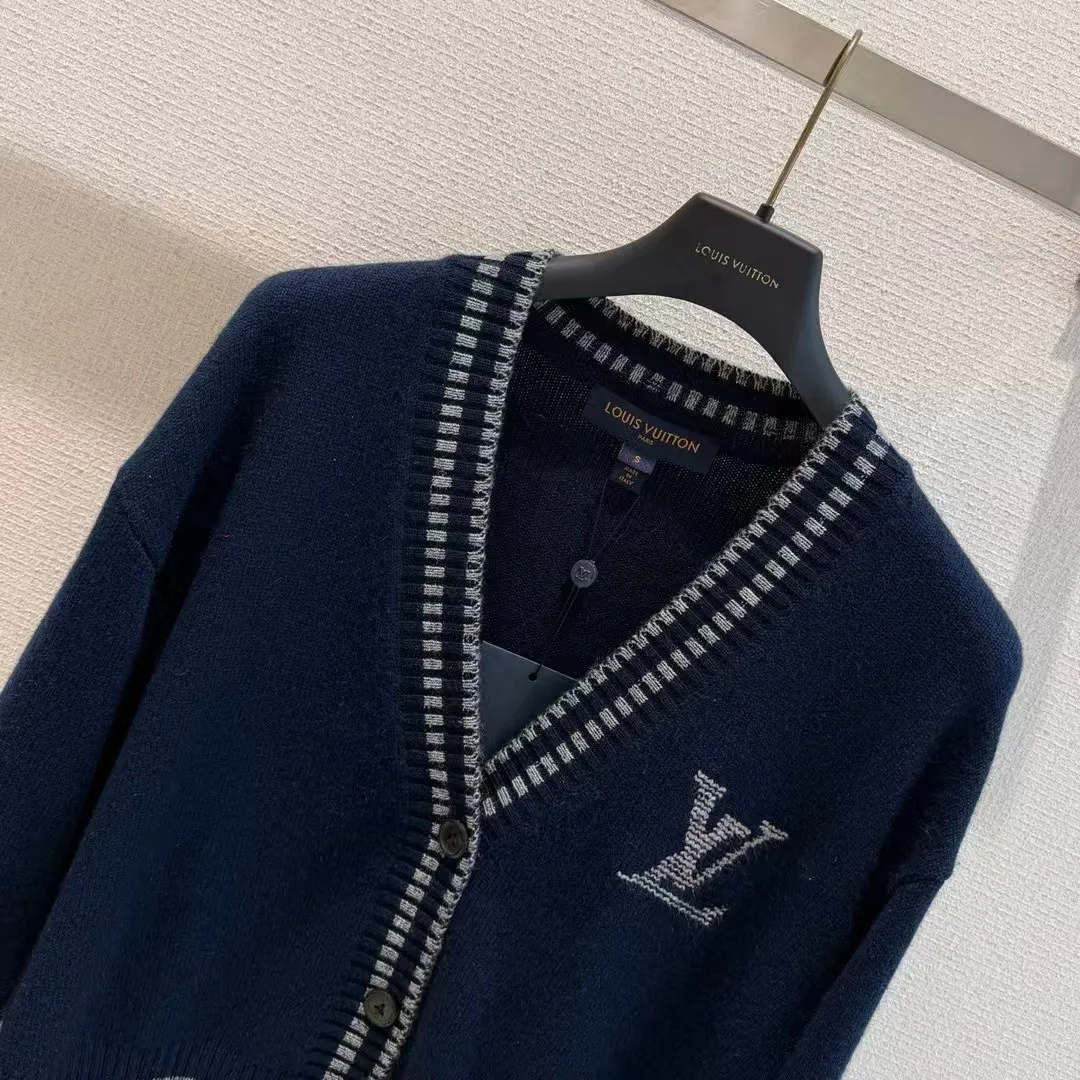 Women's Jumpers And Sweaters LOUIS VUITTON 17974130