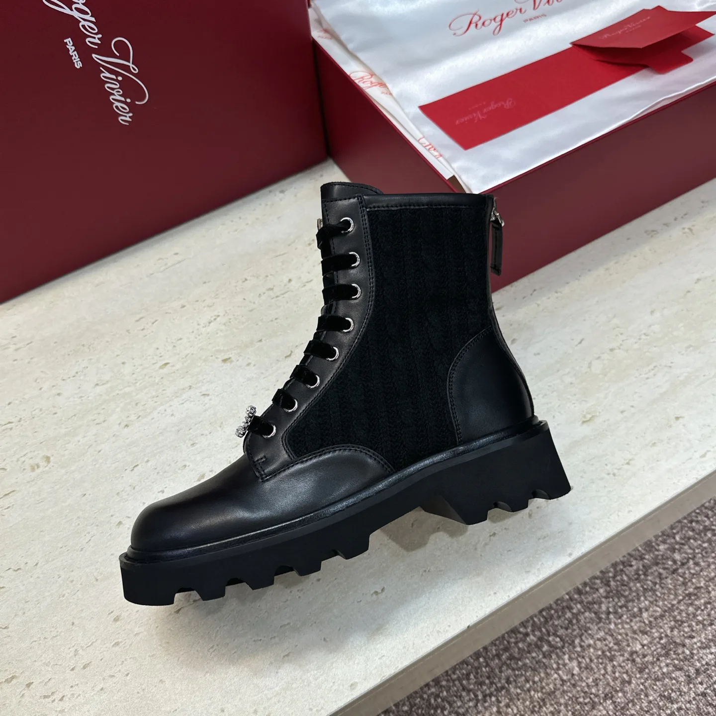 Women's Ankle Boots ROGER VIVIER 18256241