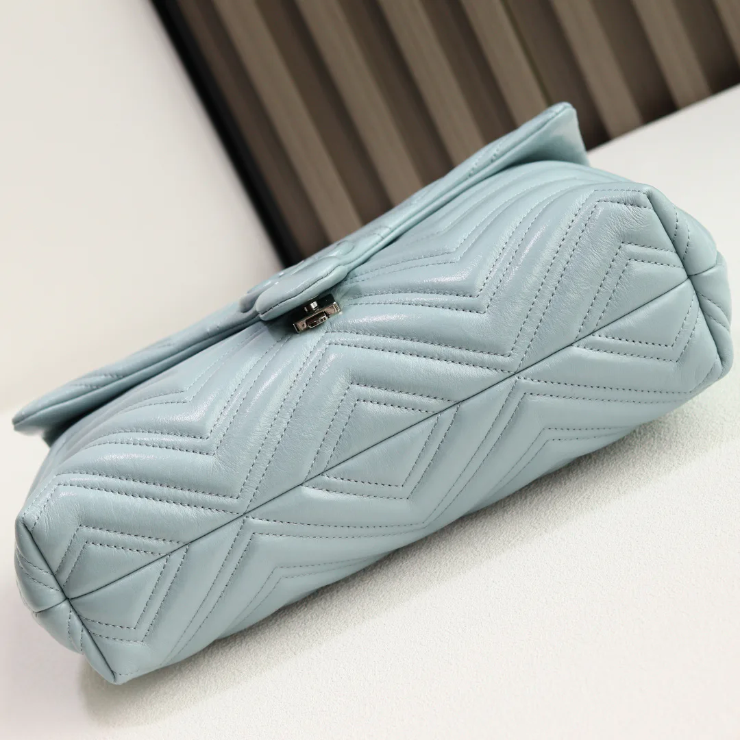 Women's Classic Handbags GUCCI 17947382