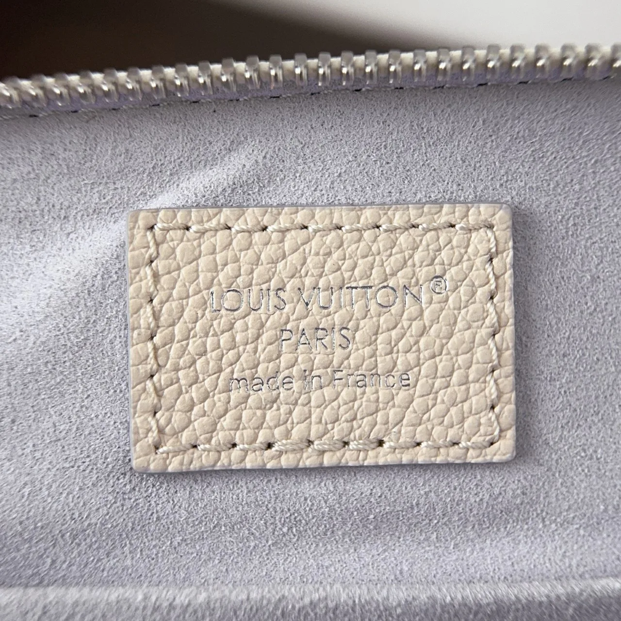 Women's Classic Handbags LOUIS VUITTON 17973916