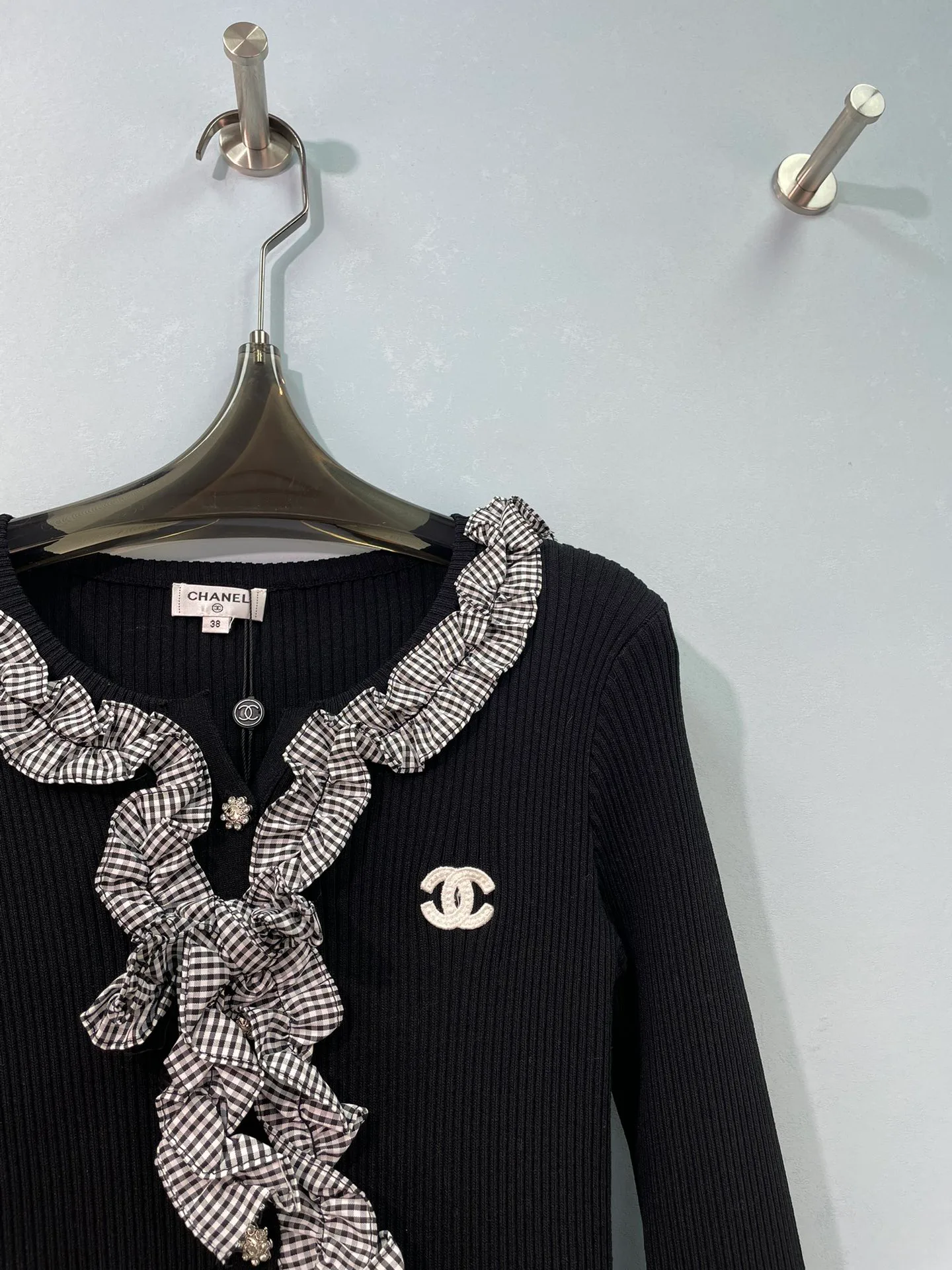Women's Jumpers And Sweaters CHANEL 18151213