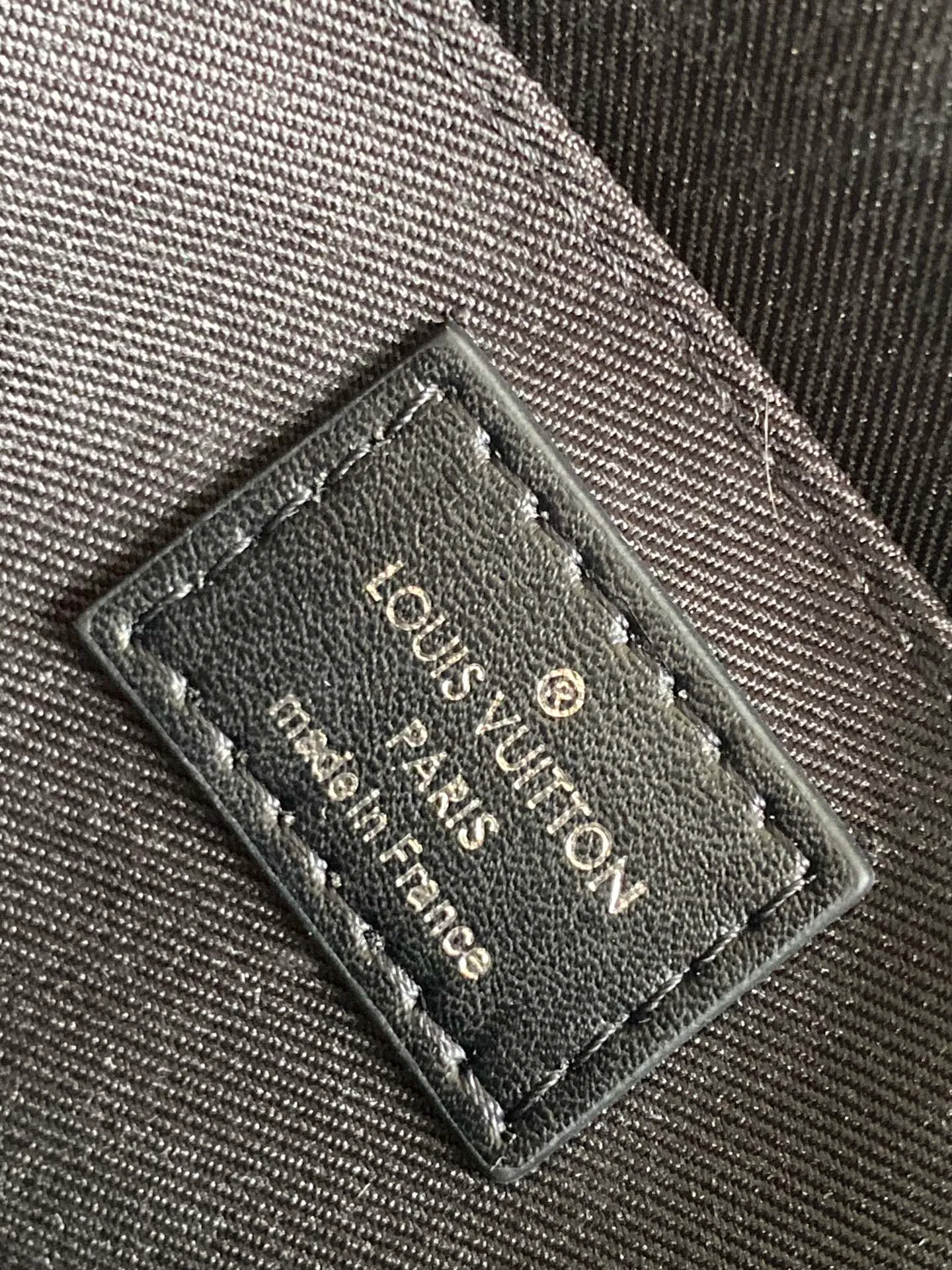 Women's Shoulder Bags LOUIS VUITTON 17949187