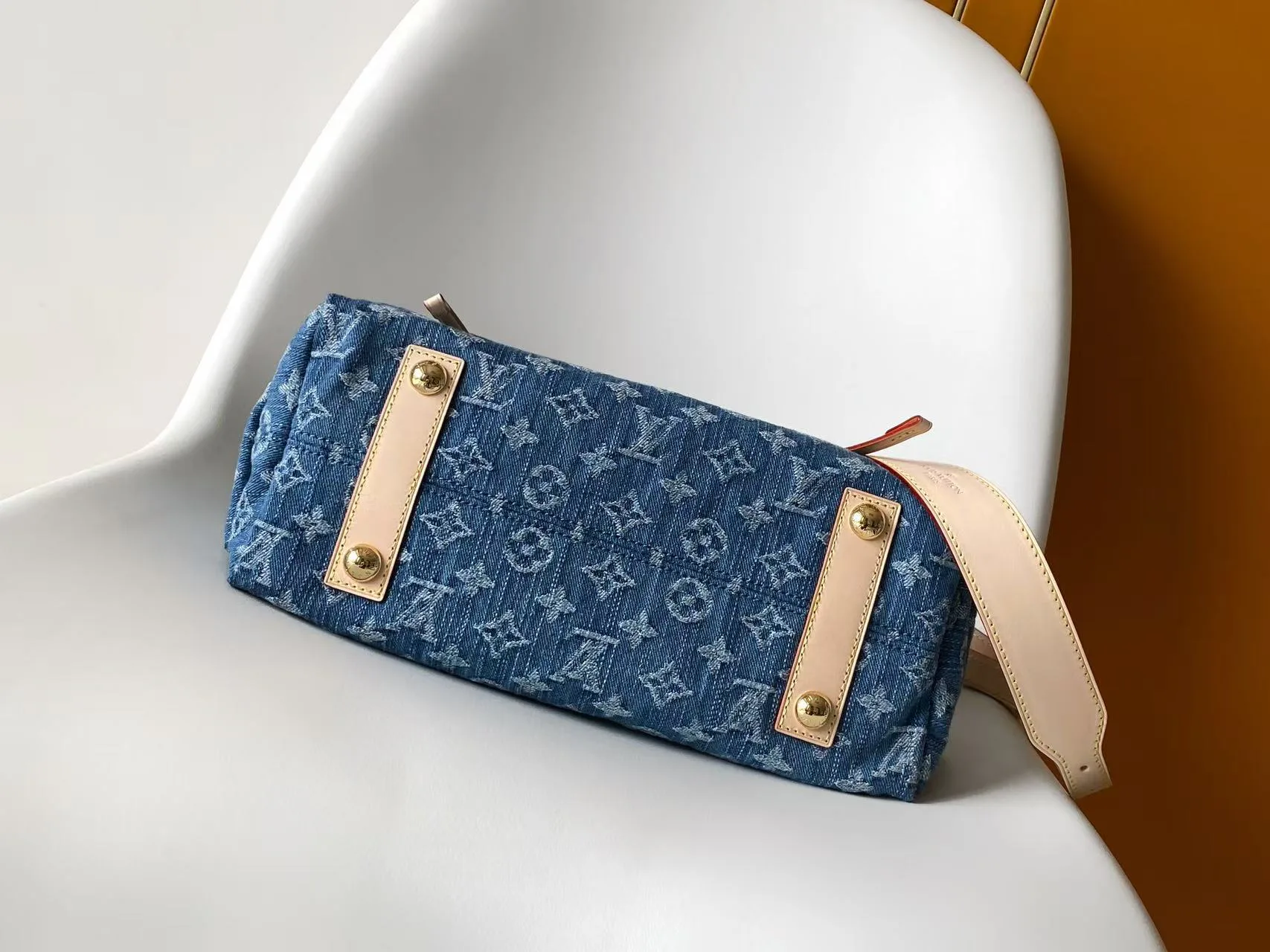 Women's Classic Handbags LOUIS VUITTON 17806365