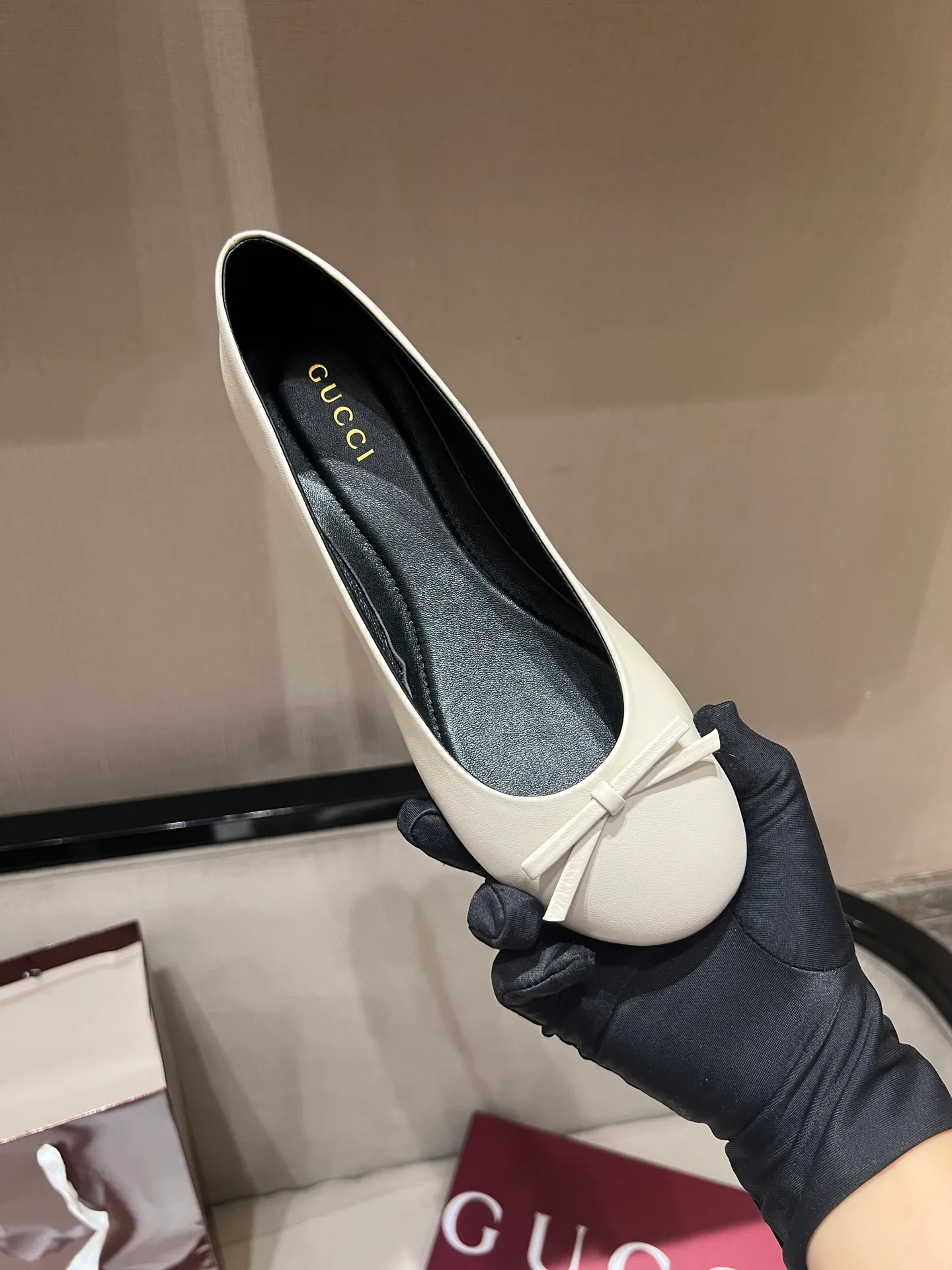 Women's Ballet Flats GUCCI 18020253