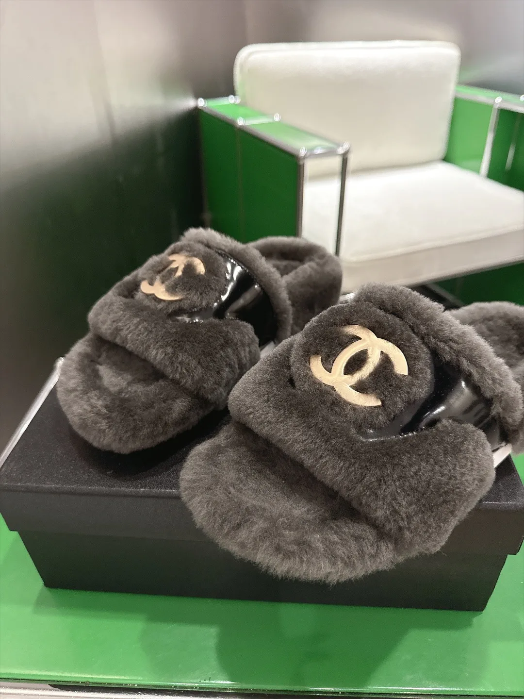 Women's Slippers CHANEL 17926704
