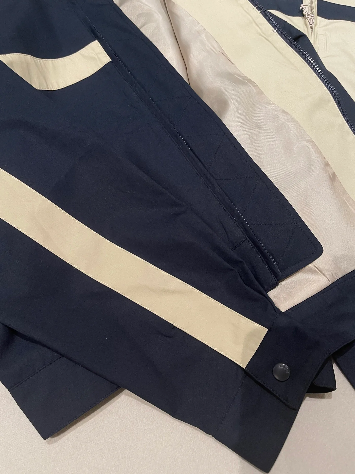 Women's Jackets And Down Jackets SAINT LAURENT 17867000