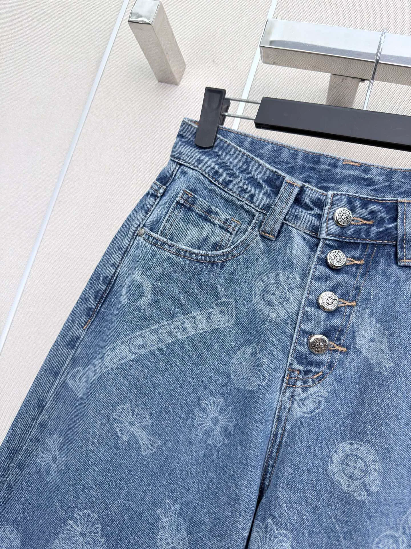 Women's Jeans CHROME HEARTS 18094292