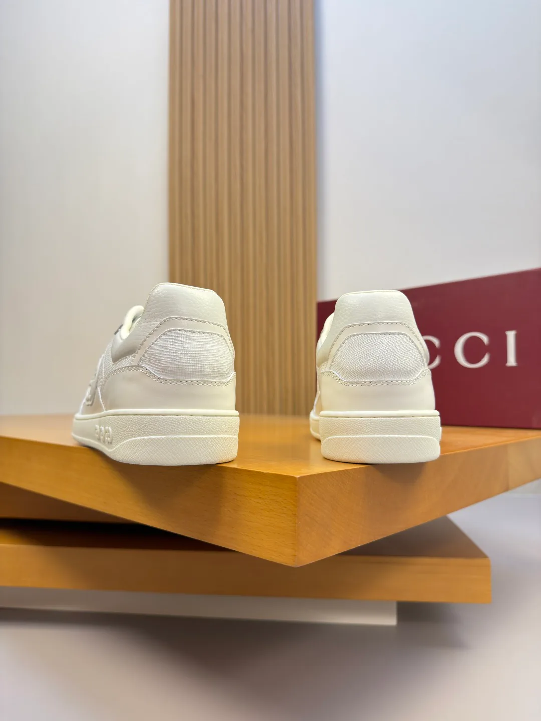 Men's Sneakers GUCCI 18142460