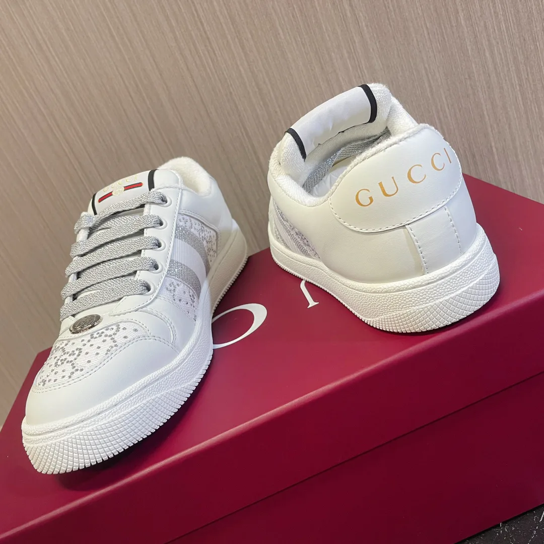 Women's Sneakers GUCCI 18011366