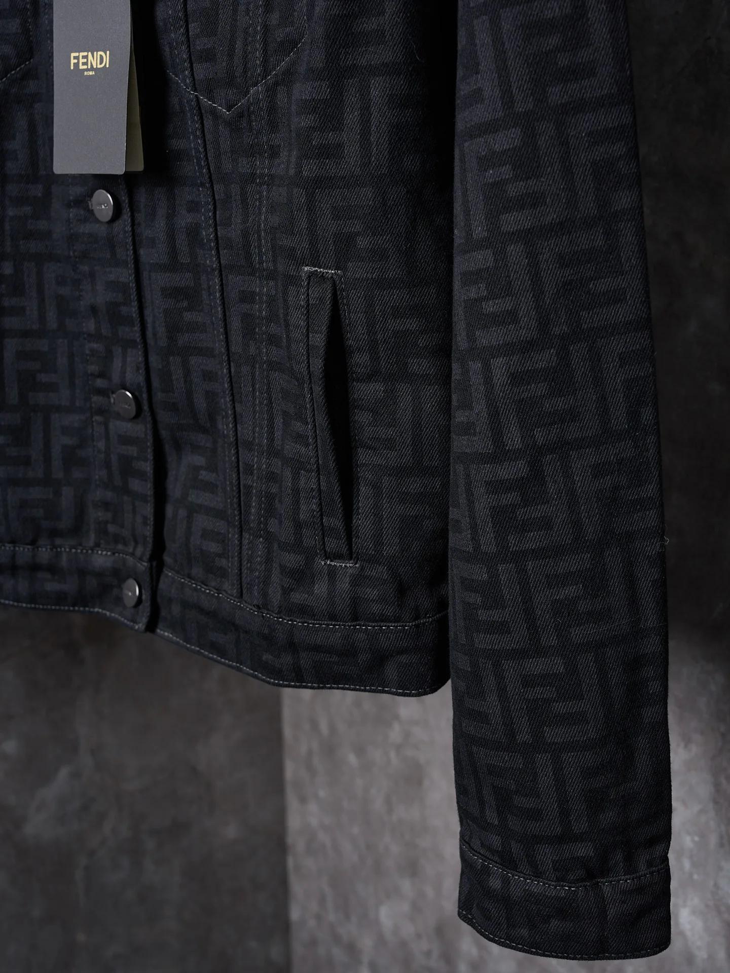 Men's Jackets And Down Jackets FENDI 18179293