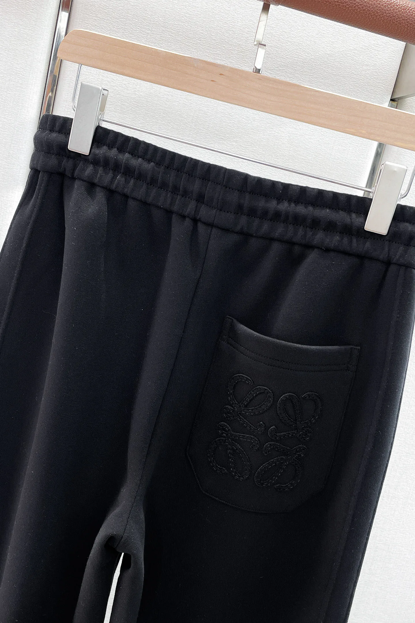 Men's Trousers LOEWE 18345672