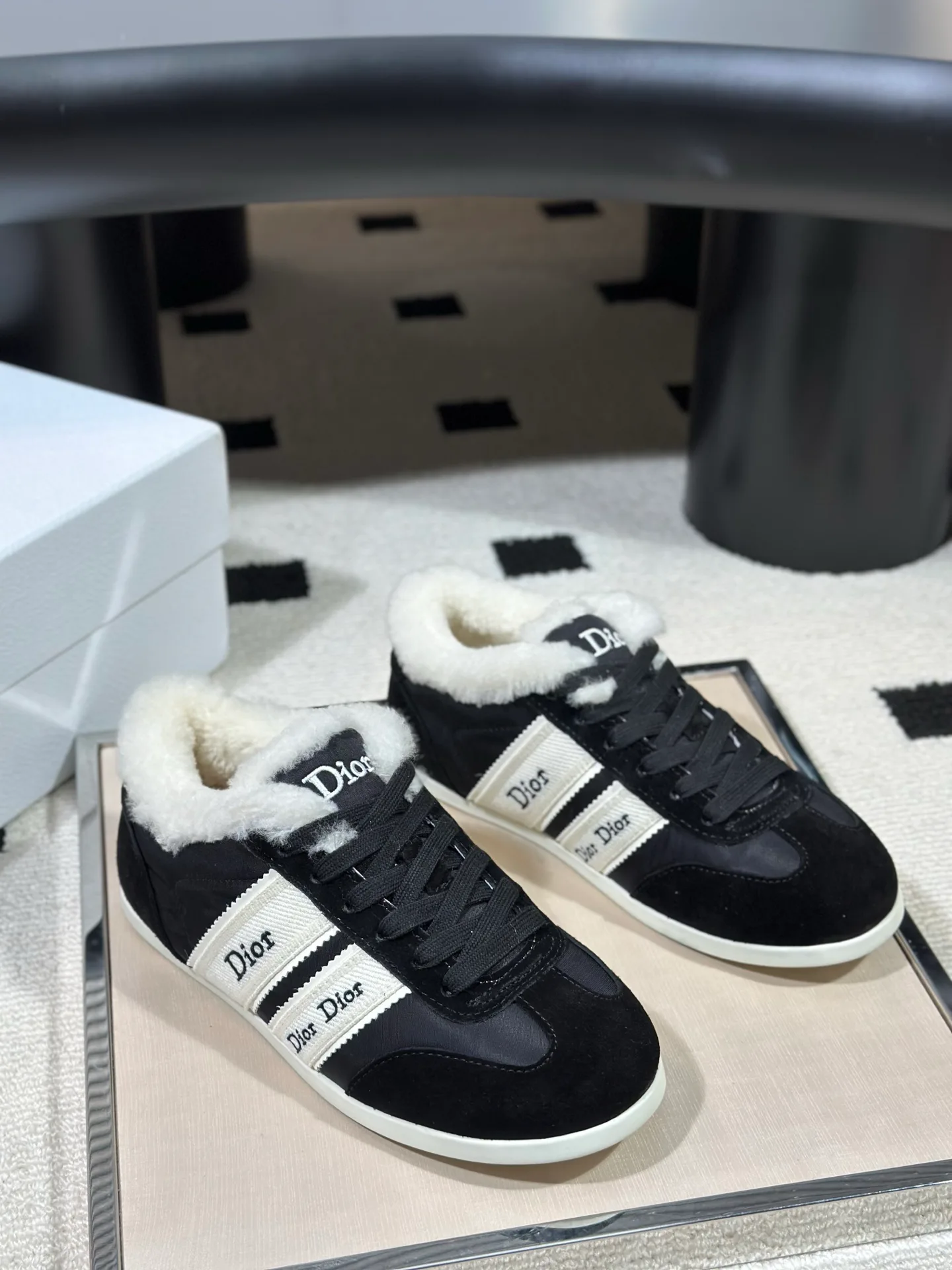 Women's Sneakers CHRISTIAN DIOR 18366780