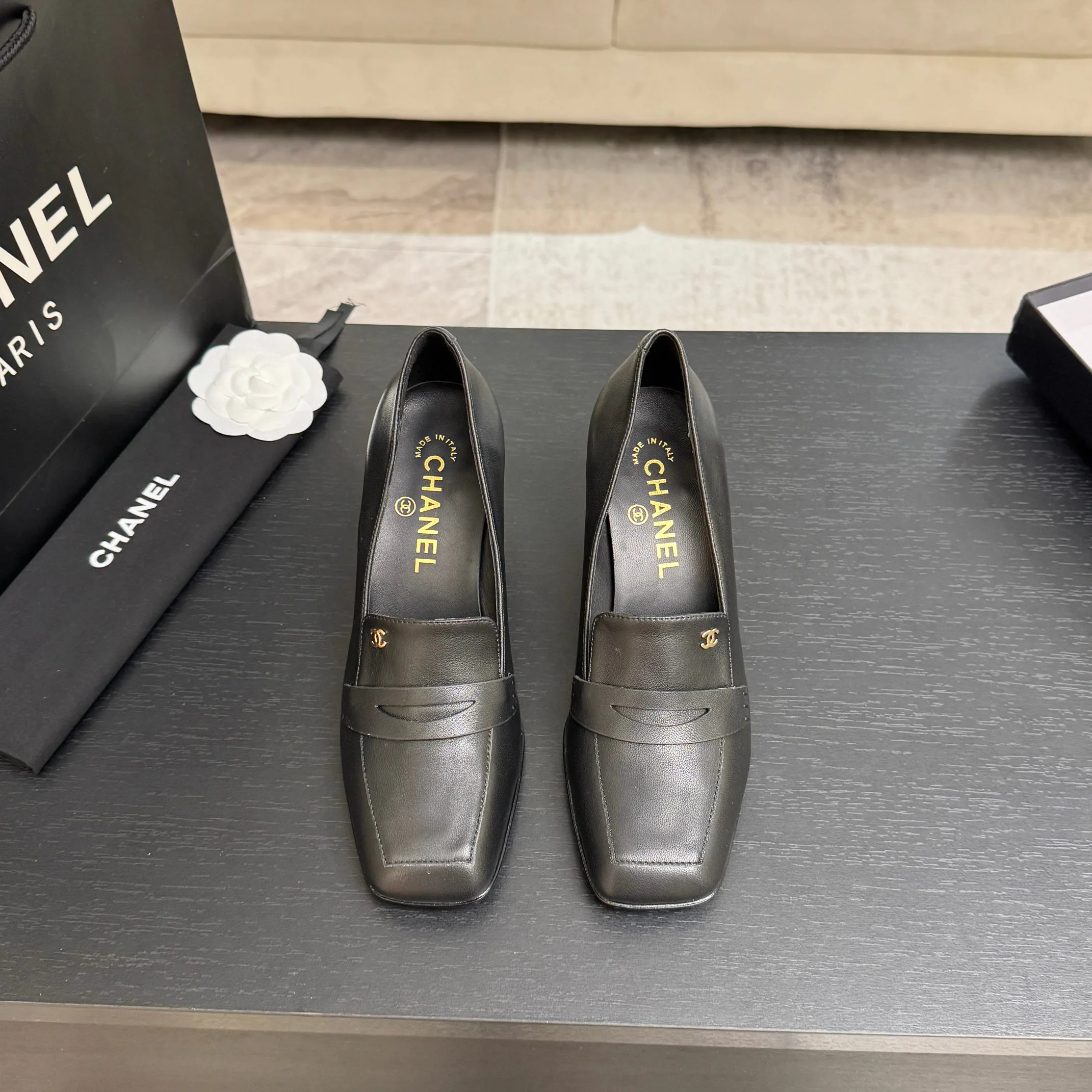 Women's Loafers And Moccasins CHANEL 18063089