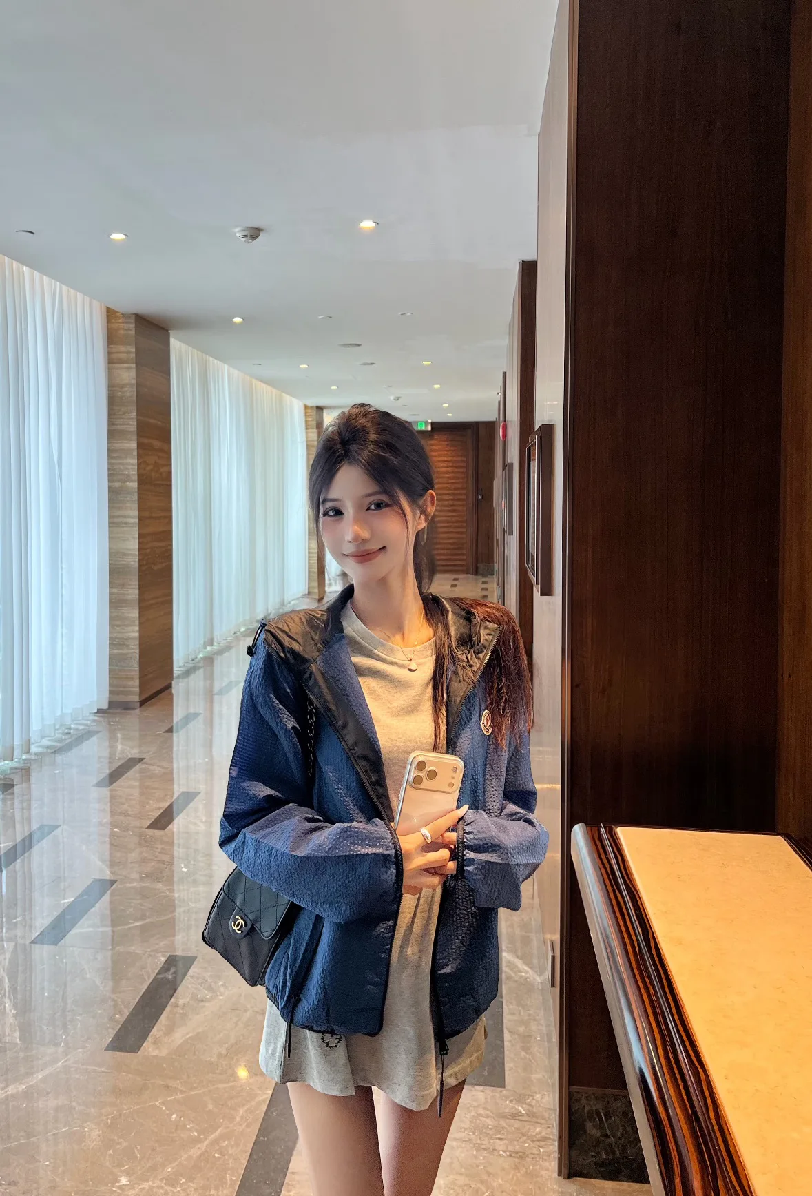 Women's Jackets And Down Jackets MONCLER 17567581
