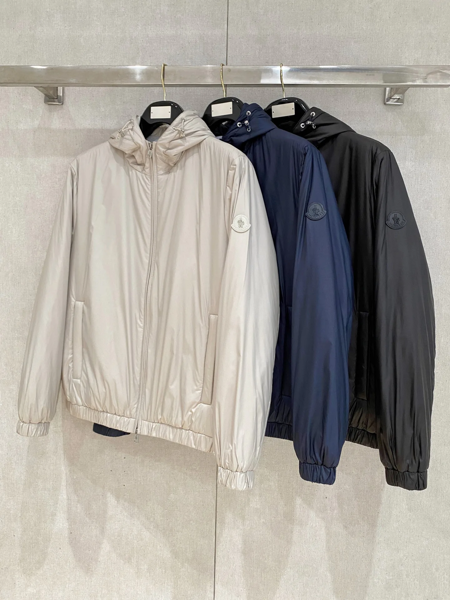 Men's Jackets And Down Jackets MONCLER 18273024