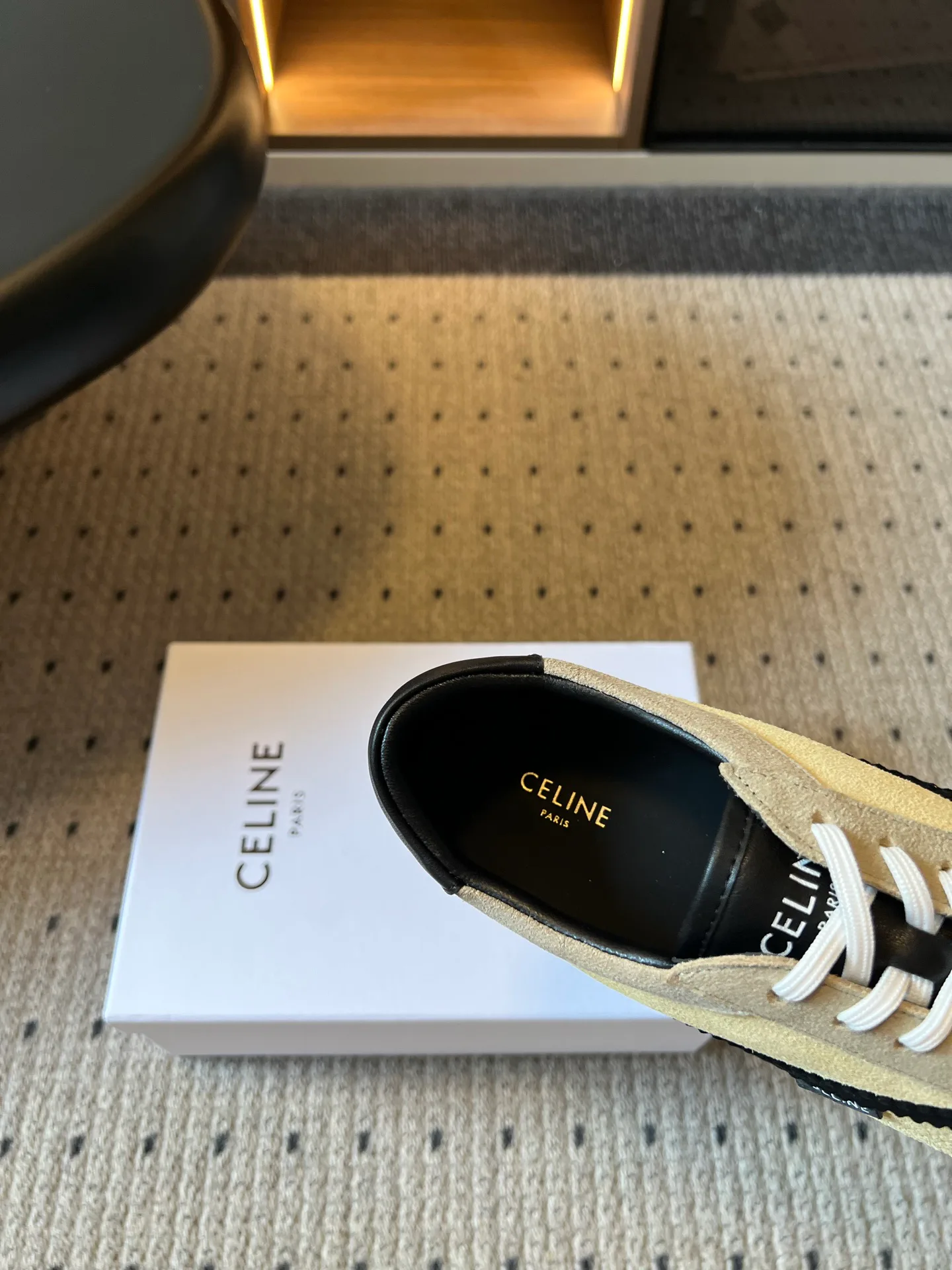 Women's Sneakers CELINE 18120883